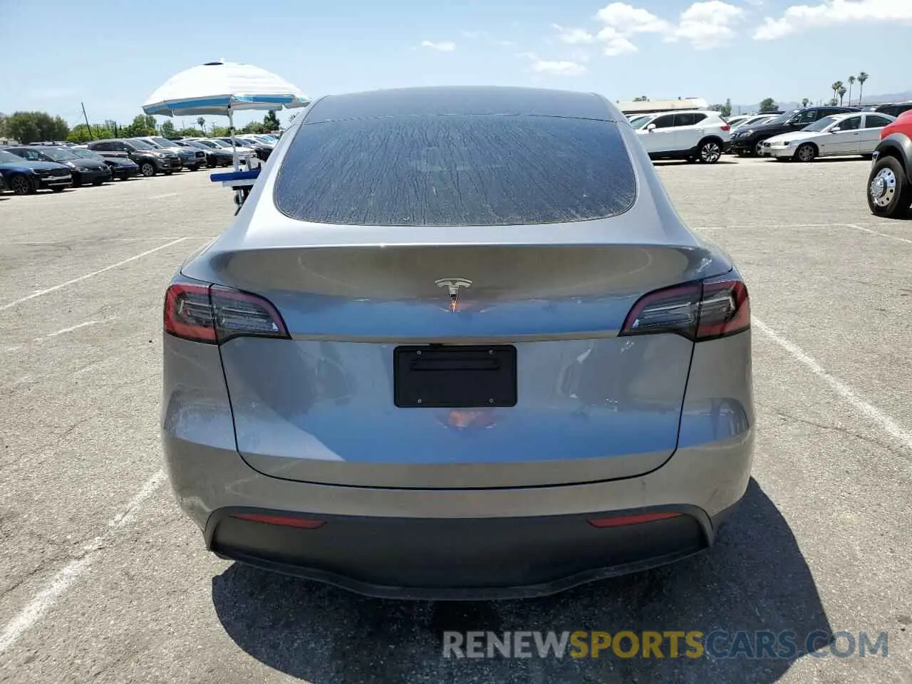 6 fotografías del automóvil dañado 7SAYGDED6SF253901 TESLA MODEL Y 2025