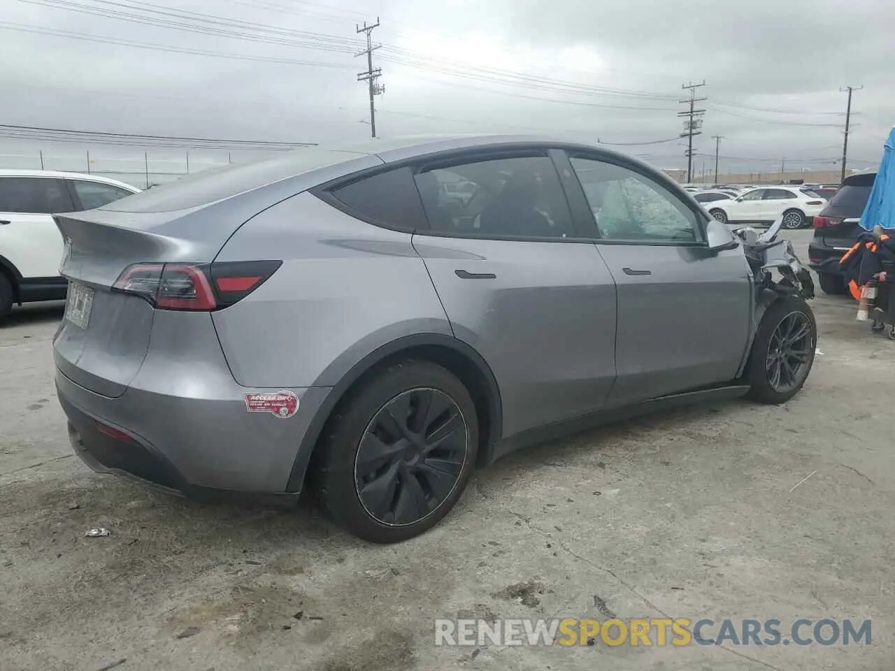 3 fotografías del automóvil dañado 7SAYGDED6SF256765 TESLA MODEL Y 2025