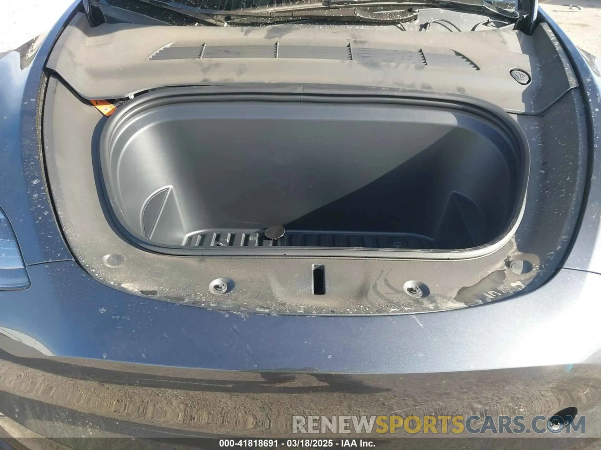10 fotografías del automóvil dañado 7SAYGDED7SA354104 TESLA MODEL Y 2025