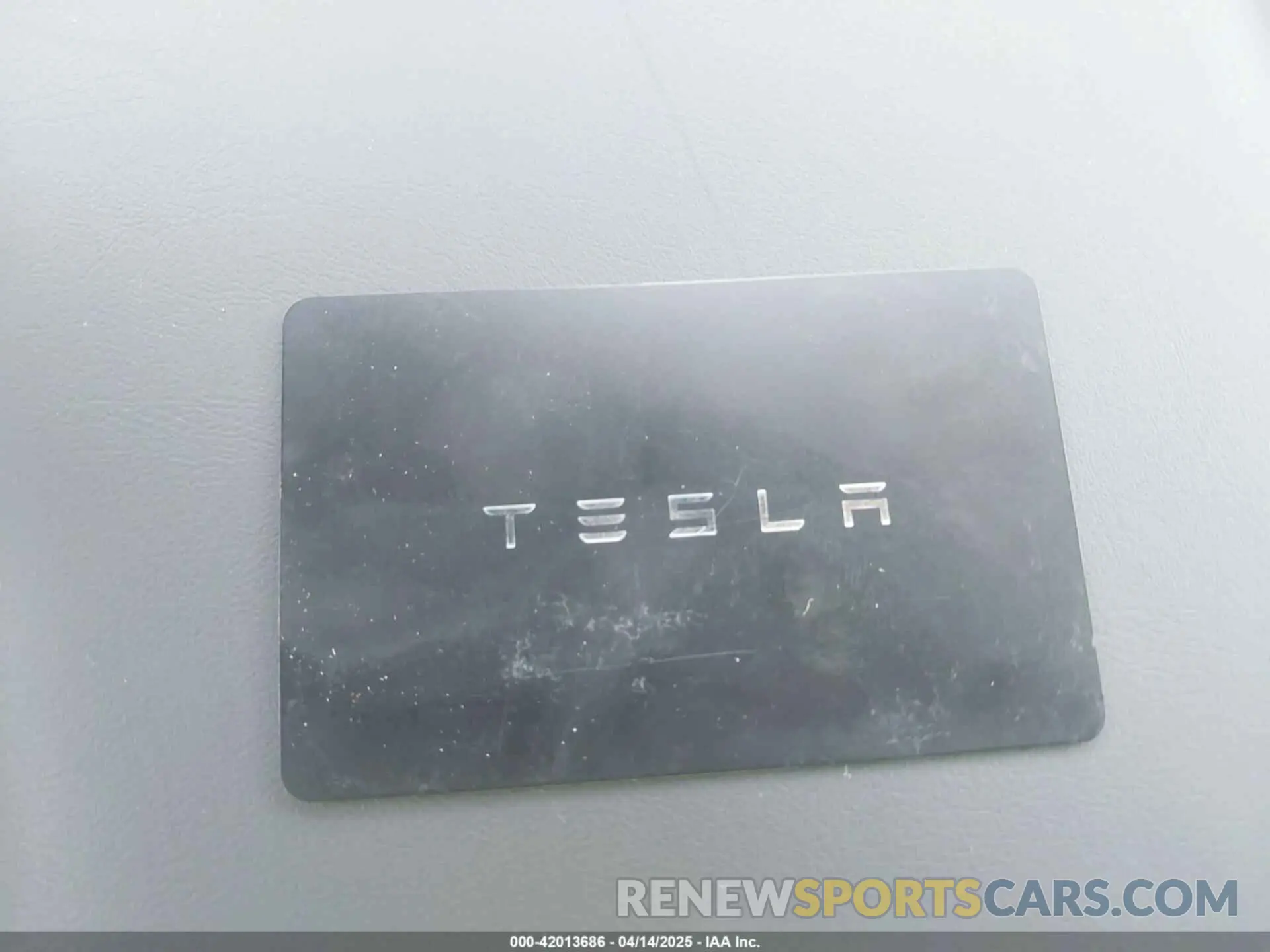 11 fotografías del automóvil dañado 7SAYGDED7SA357679 TESLA MODEL Y 2025