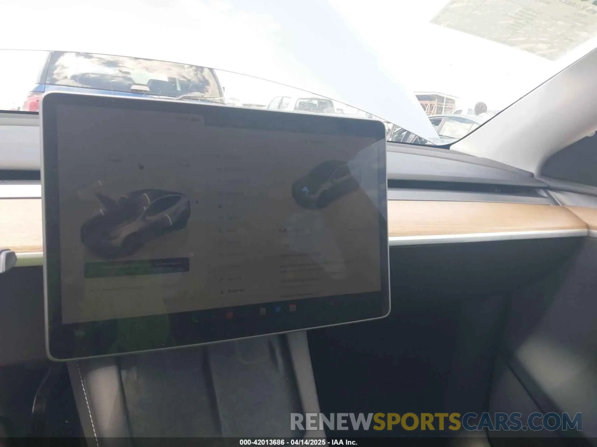 19 fotografías del automóvil dañado 7SAYGDED7SA357679 TESLA MODEL Y 2025