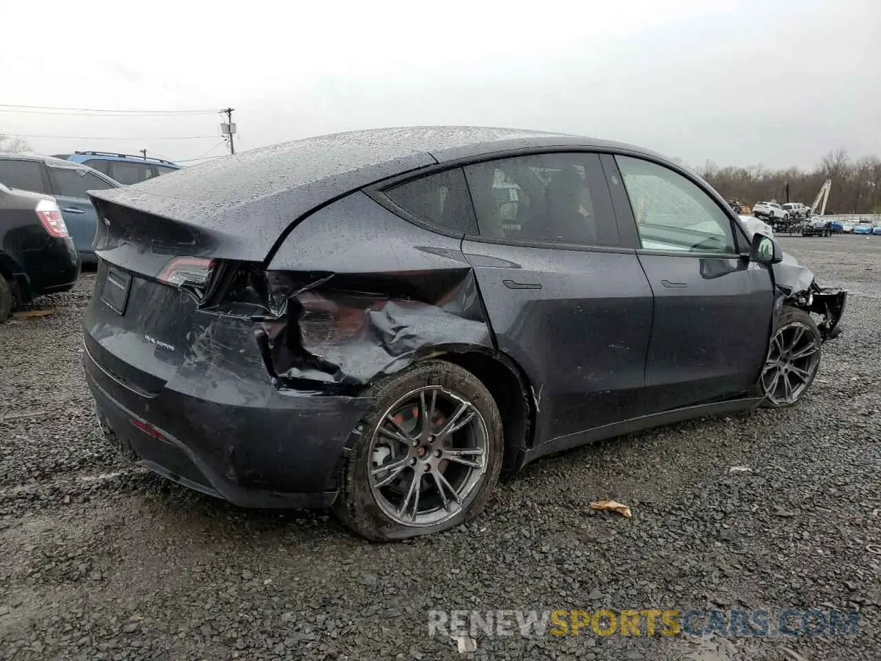 3 fotografías del automóvil dañado 7SAYGDEE1SA353779 TESLA MODEL Y 2025