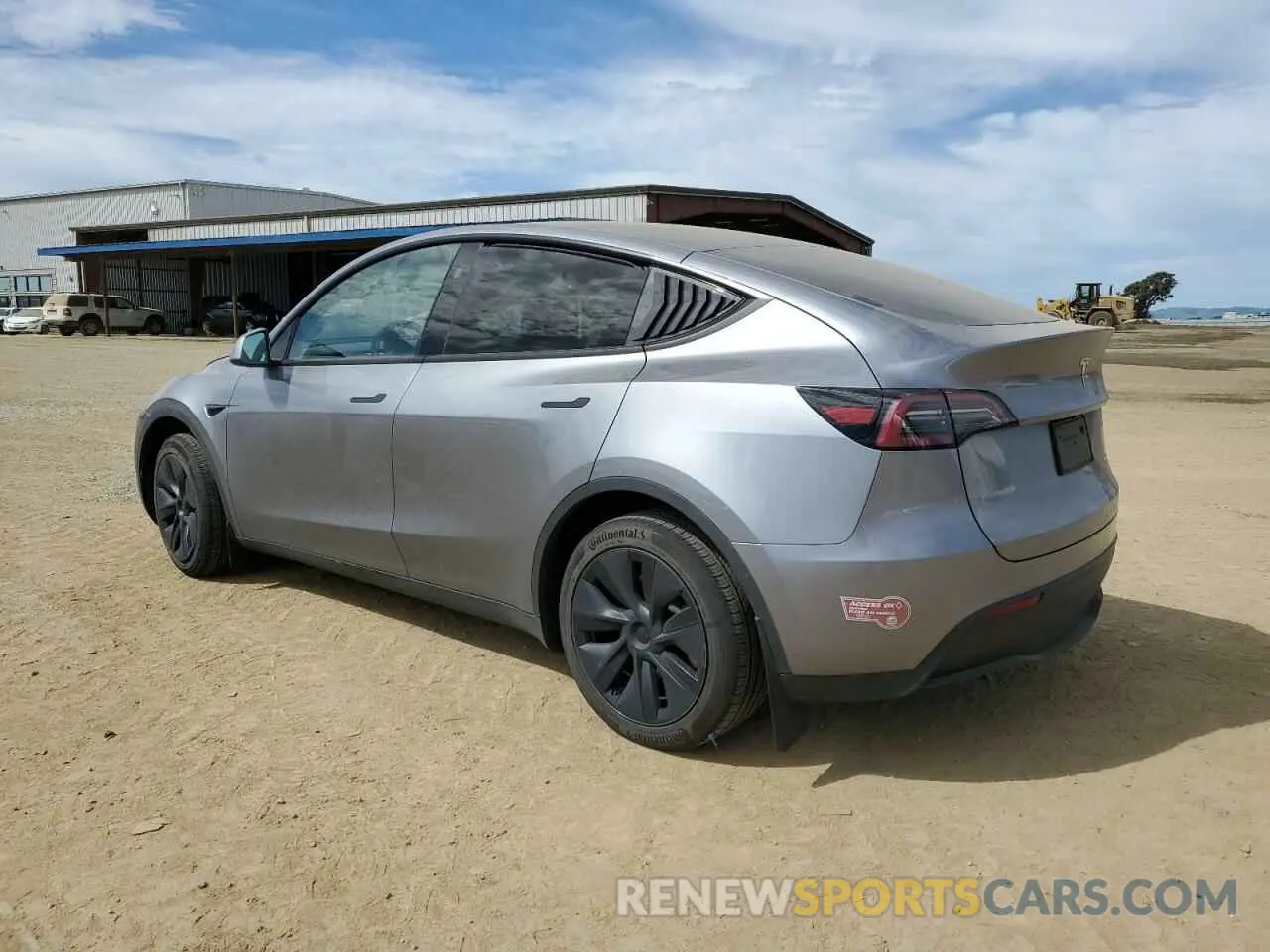 2 fotografías del automóvil dañado 7SAYGDEE1SF243530 TESLA MODEL Y 2025