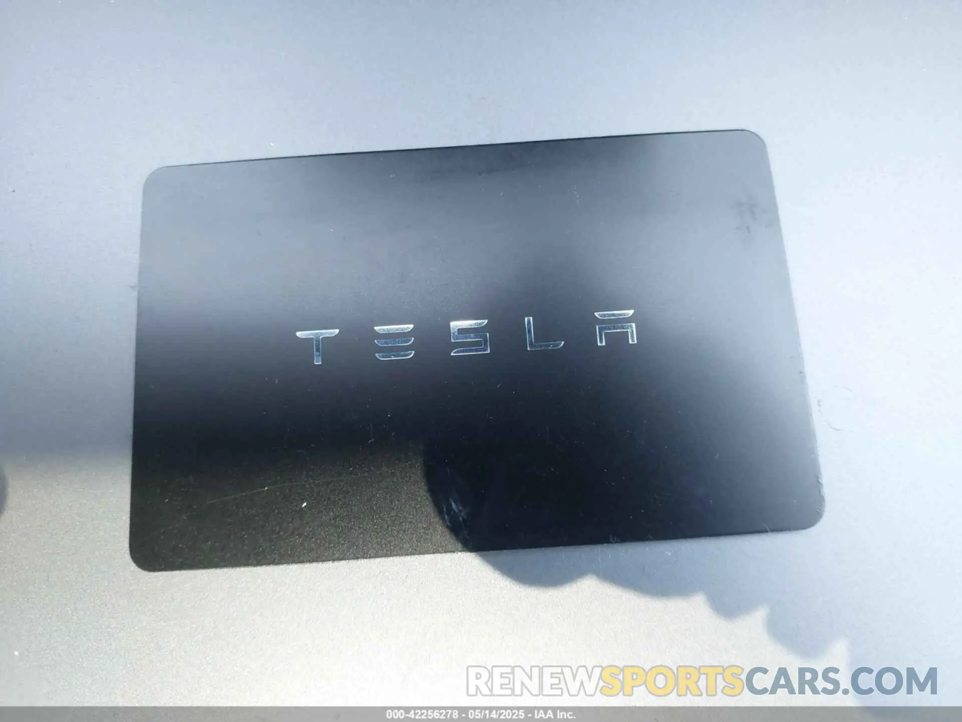 11 fotografías del automóvil dañado 7SAYGDEE2SF300933 TESLA MODEL Y 2025