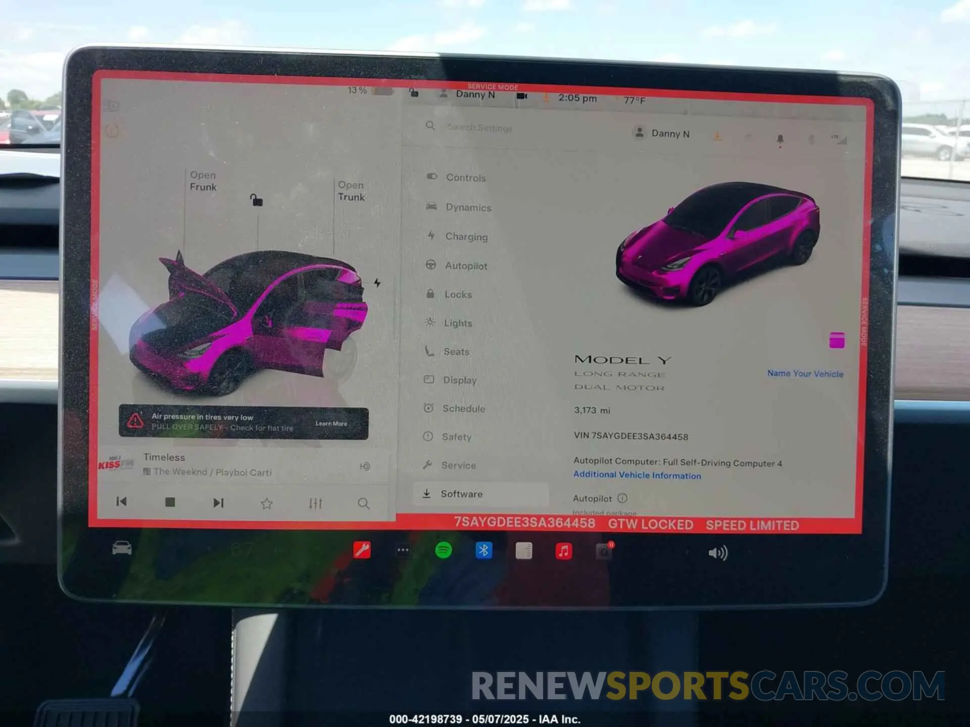 17 fotografías del automóvil dañado 7SAYGDEE3SA364458 TESLA MODEL Y 2025