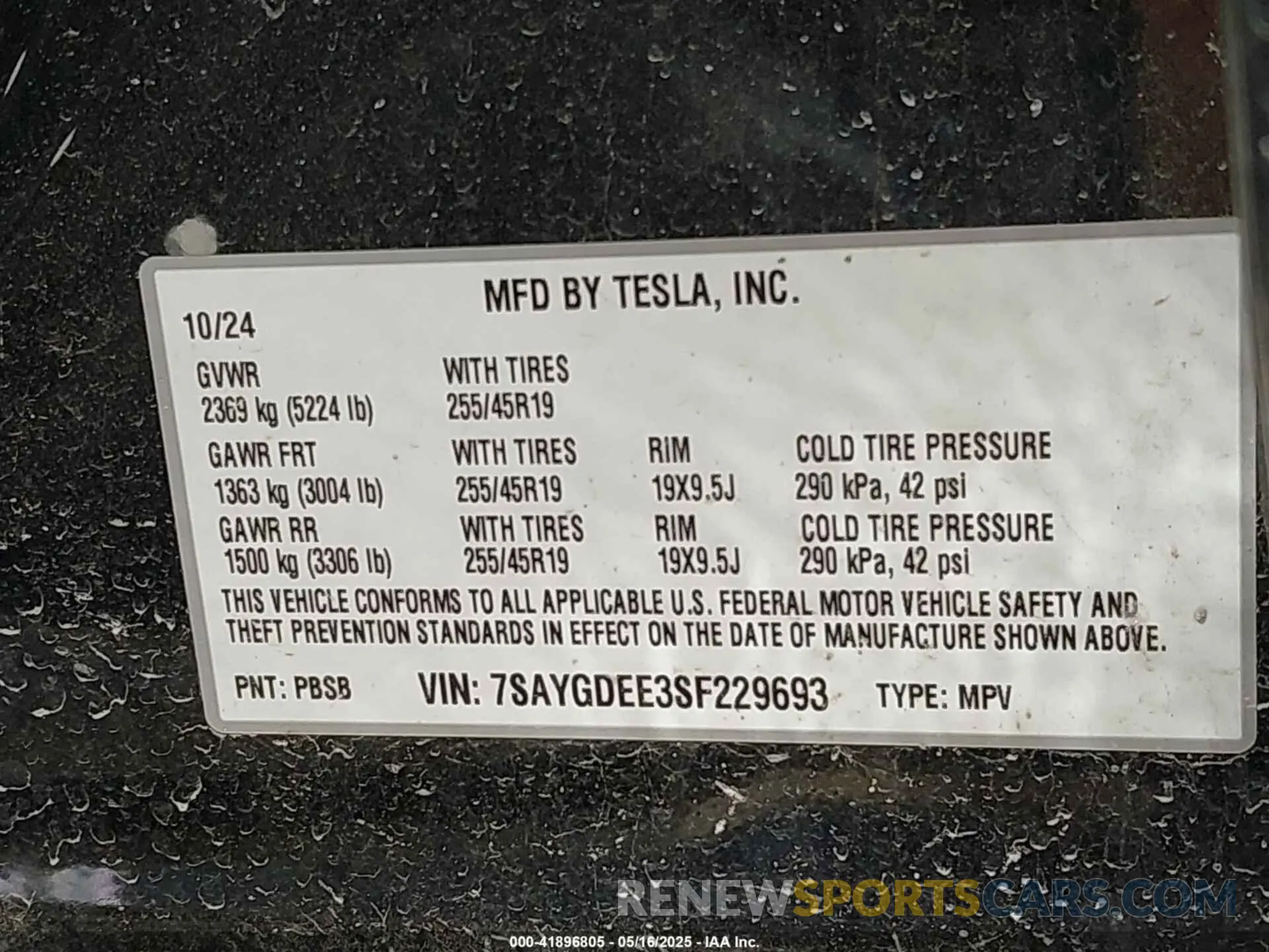 9 fotografías del automóvil dañado 7SAYGDEE3SF229693 TESLA MODEL Y 2025