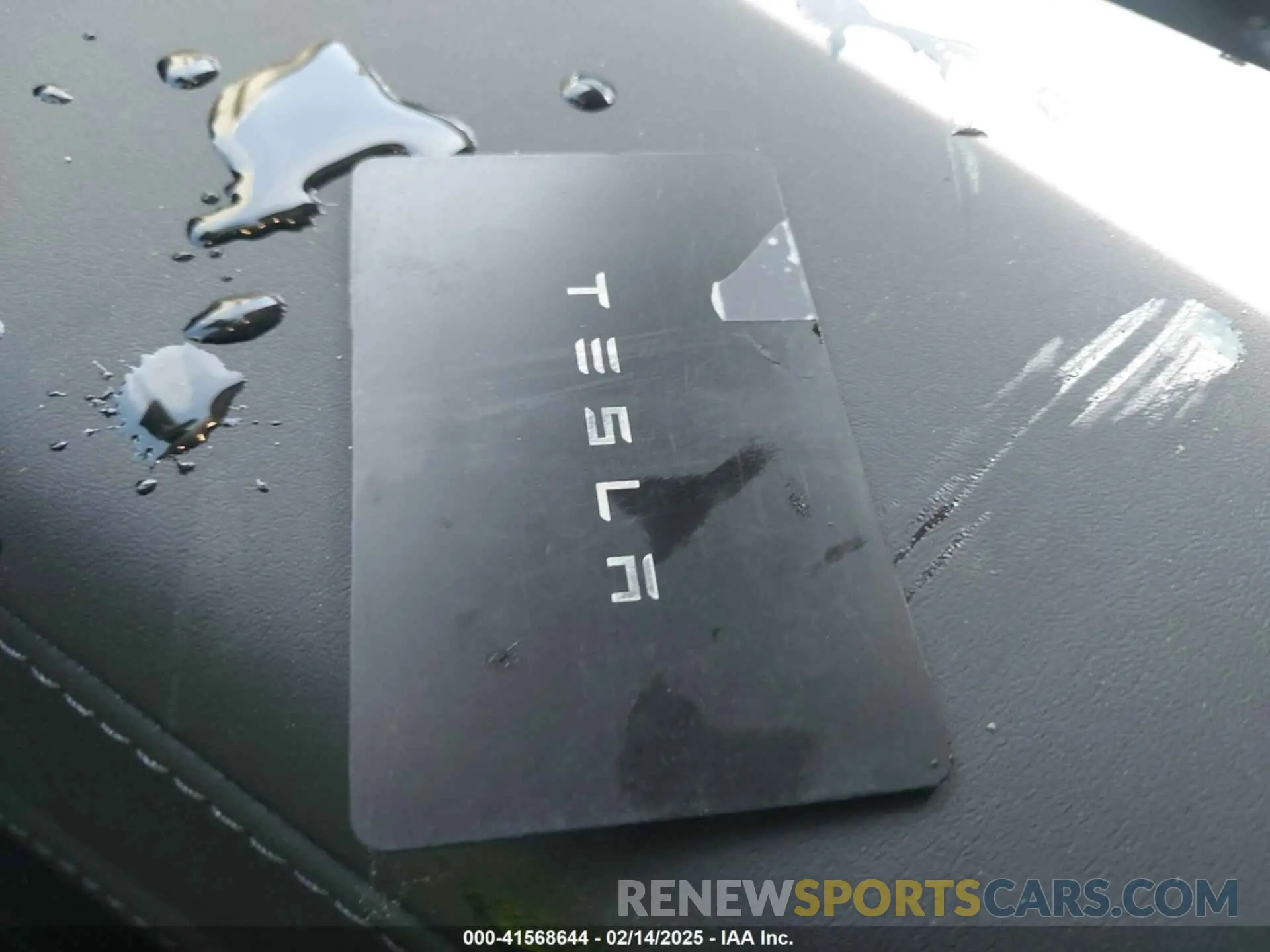 6 fotografías del automóvil dañado 7SAYGDEE5SF283772 TESLA MODEL Y 2025
