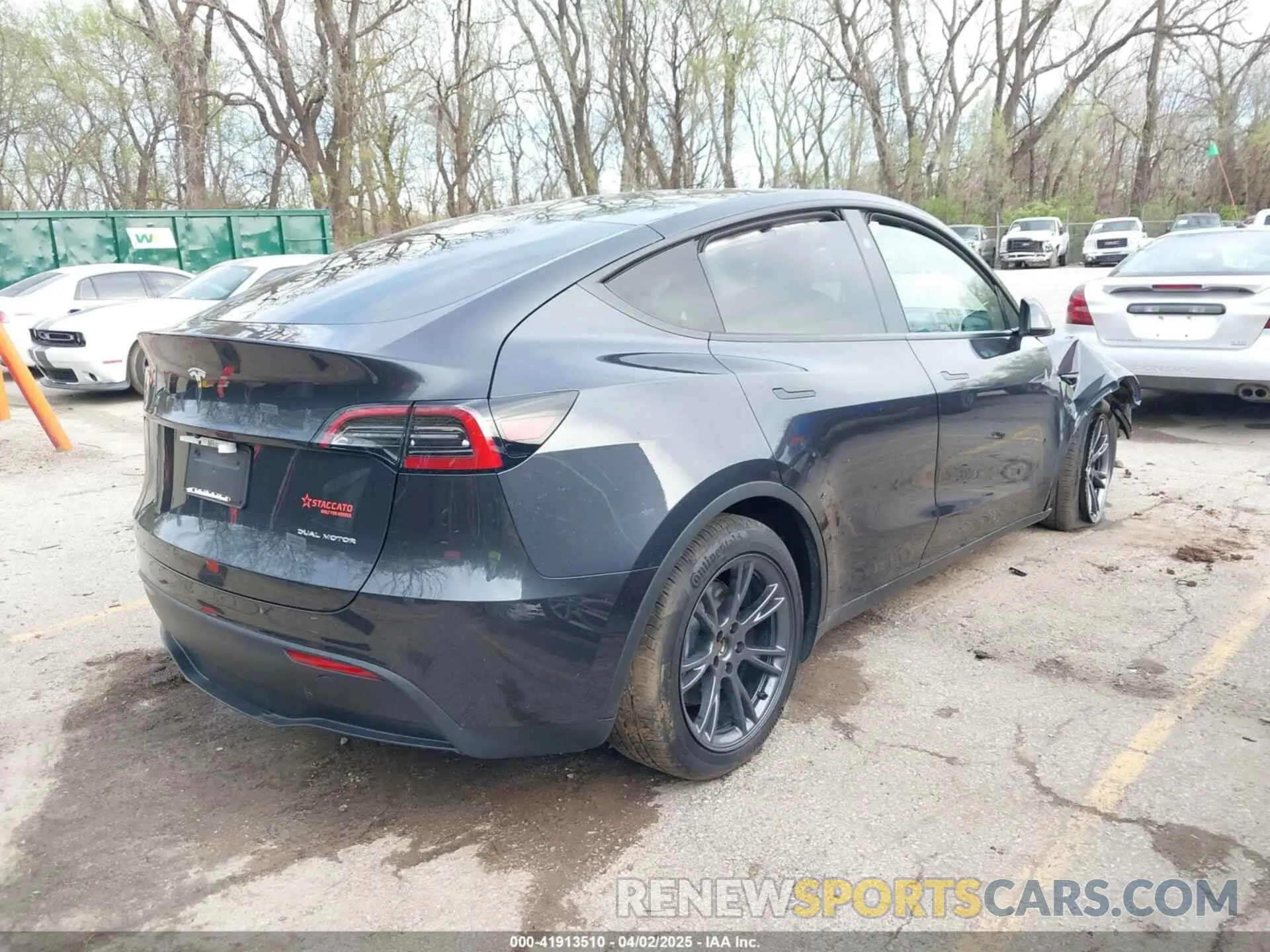 4 fotografías del automóvil dañado 7SAYGDEE7SF287094 TESLA MODEL Y 2025