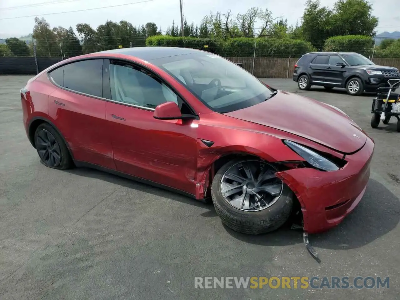 4 fotografías del automóvil dañado 7SAYGDEE8SF235120 TESLA MODEL Y 2025
