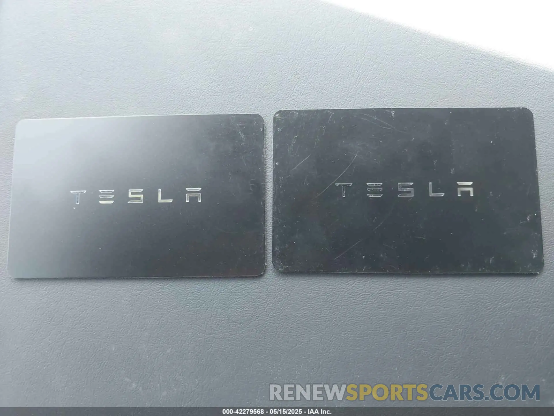 11 fotografías del automóvil dañado 7SAYGDEE8SF256856 TESLA MODEL Y 2025