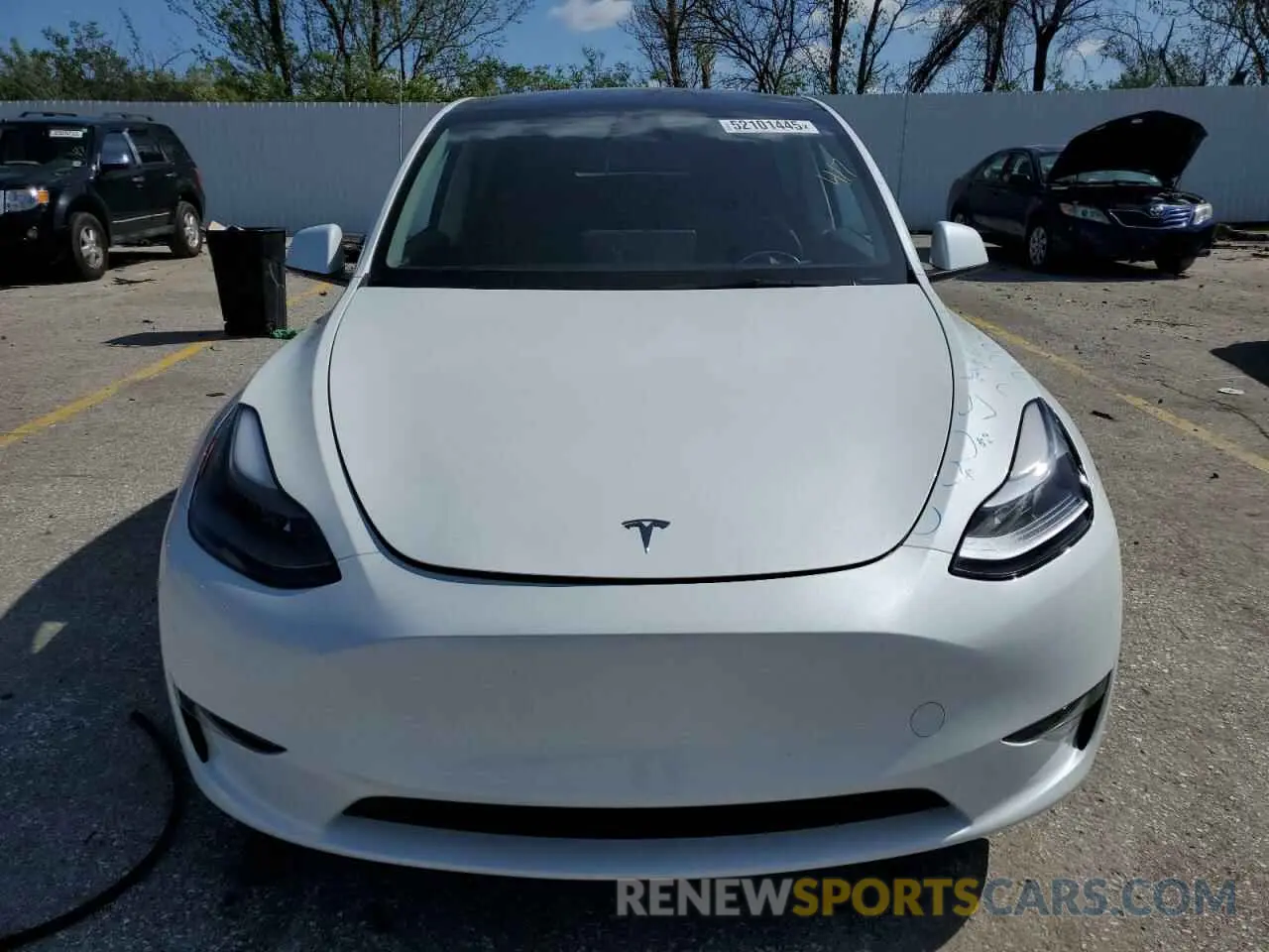5 fotografías del automóvil dañado 7SAYGDEE9SF224403 TESLA MODEL Y 2025