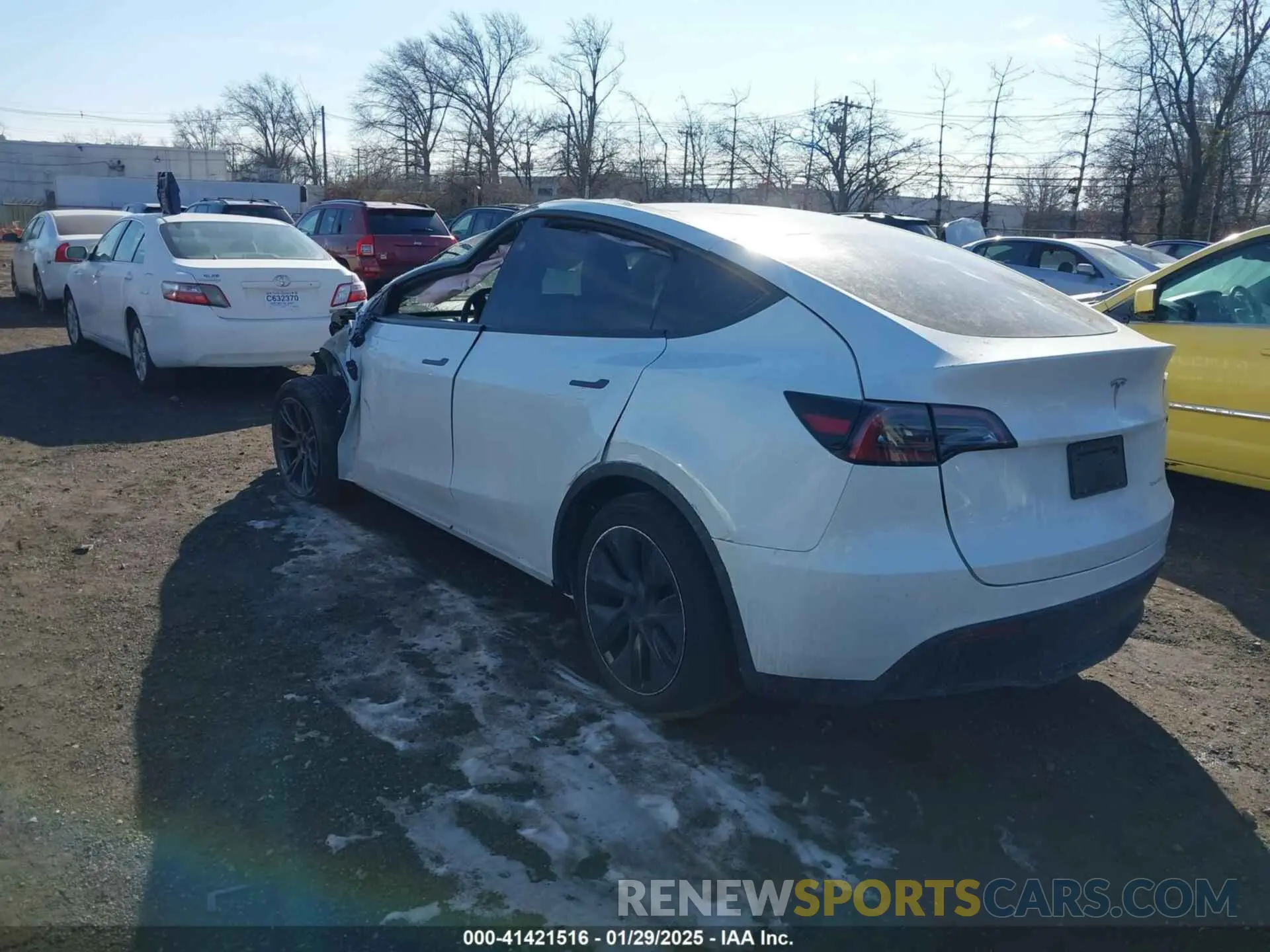 3 fotografías del automóvil dañado 7SAYGDEE9SF248135 TESLA MODEL Y 2025