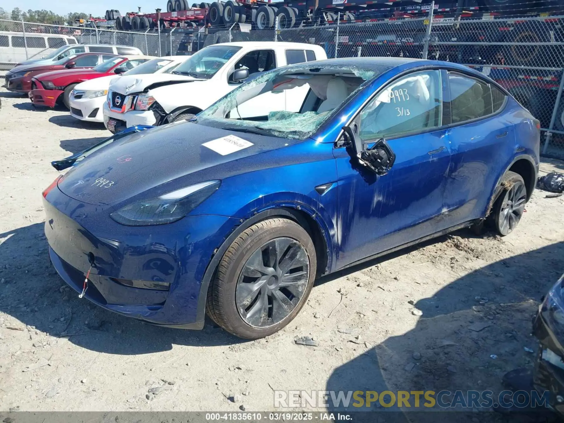 2 fotografías del automóvil dañado 7SAYGDEEXSA346006 TESLA MODEL Y 2025