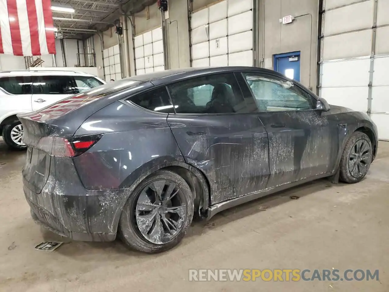 3 fotografías del automóvil dañado 7SAYGDEEXSA356034 TESLA MODEL Y 2025