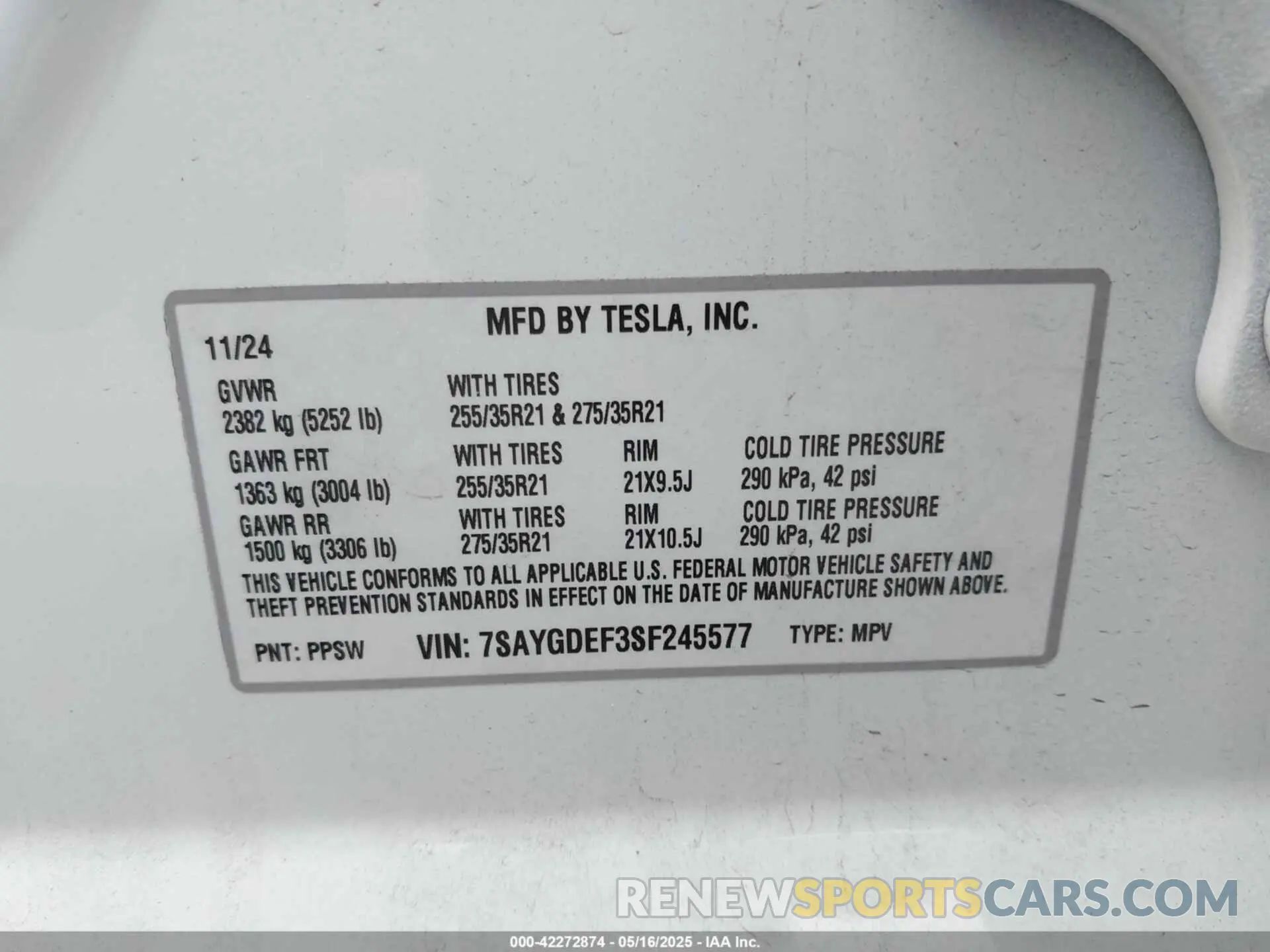 9 fotografías del automóvil dañado 7SAYGDEF3SF245577 TESLA MODEL Y 2025