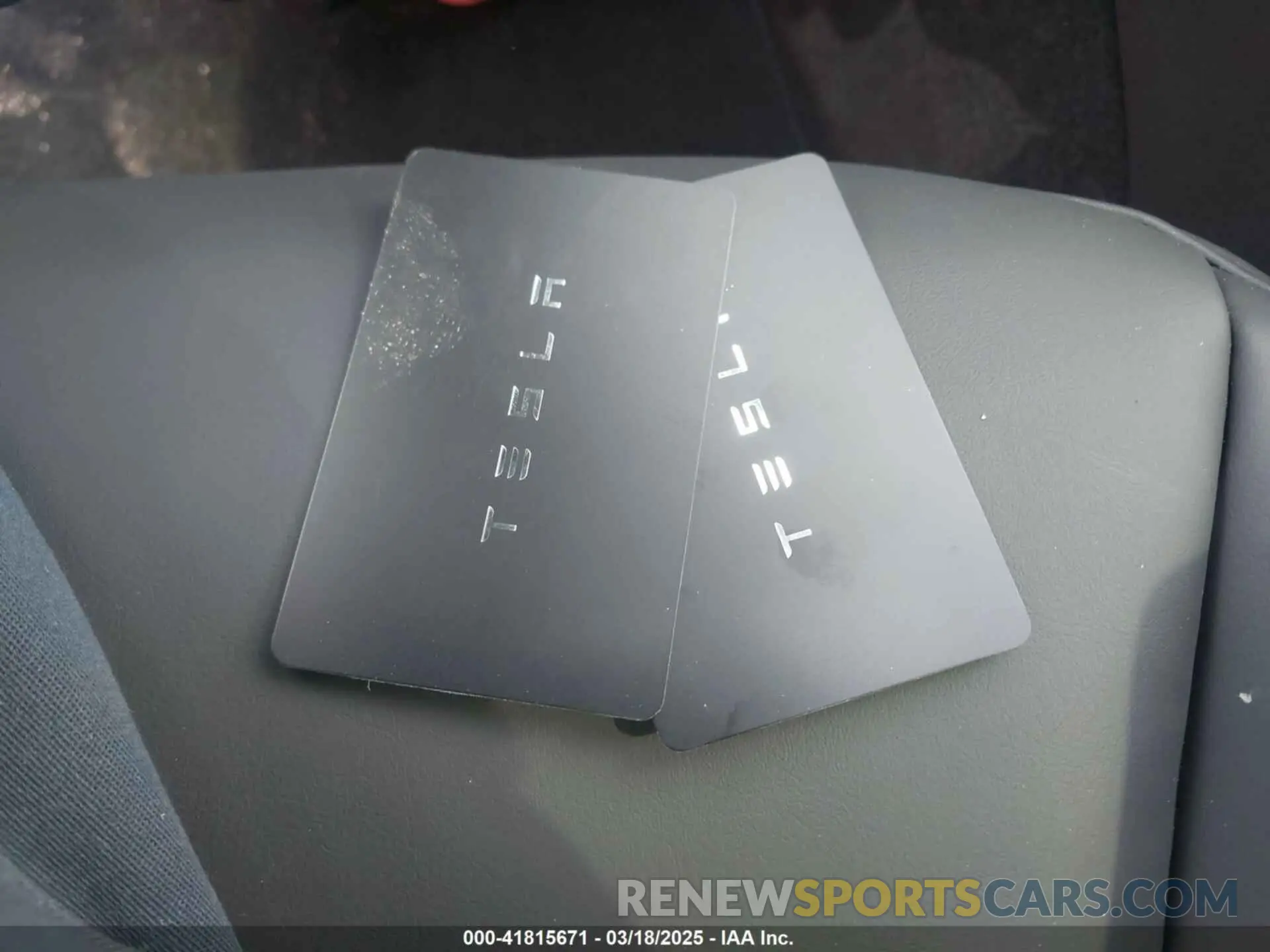 11 fotografías del automóvil dañado 7SAYGDEF4SA344146 TESLA MODEL Y 2025