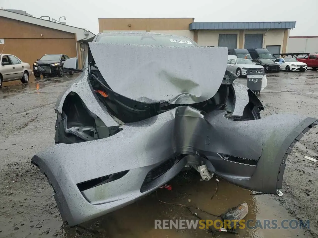 5 fotografías del automóvil dañado 7SAYGDEF8SF264738 TESLA MODEL Y 2025