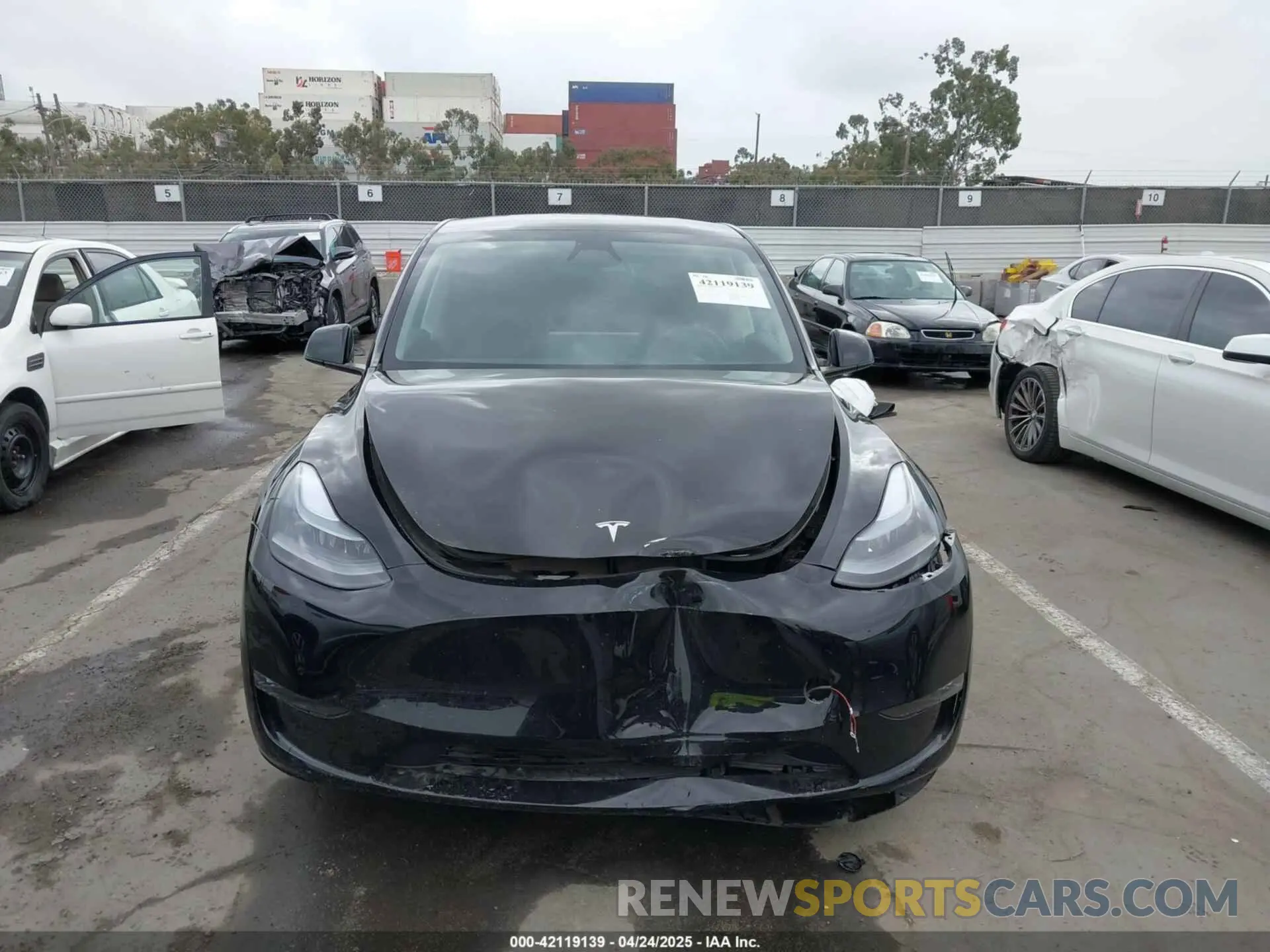 13 fotografías del automóvil dañado 7SAYGDEFXSF231966 TESLA MODEL Y 2025