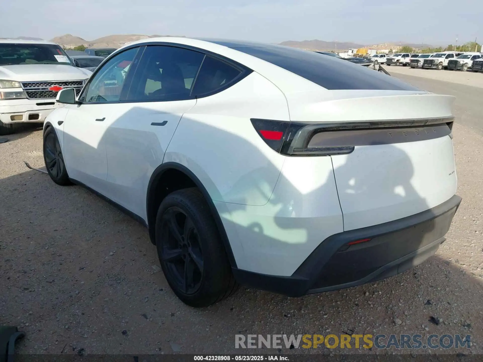 3 fotografías del automóvil dañado 7SAYGDEE2TA385254 TESLA MODEL Y 2026