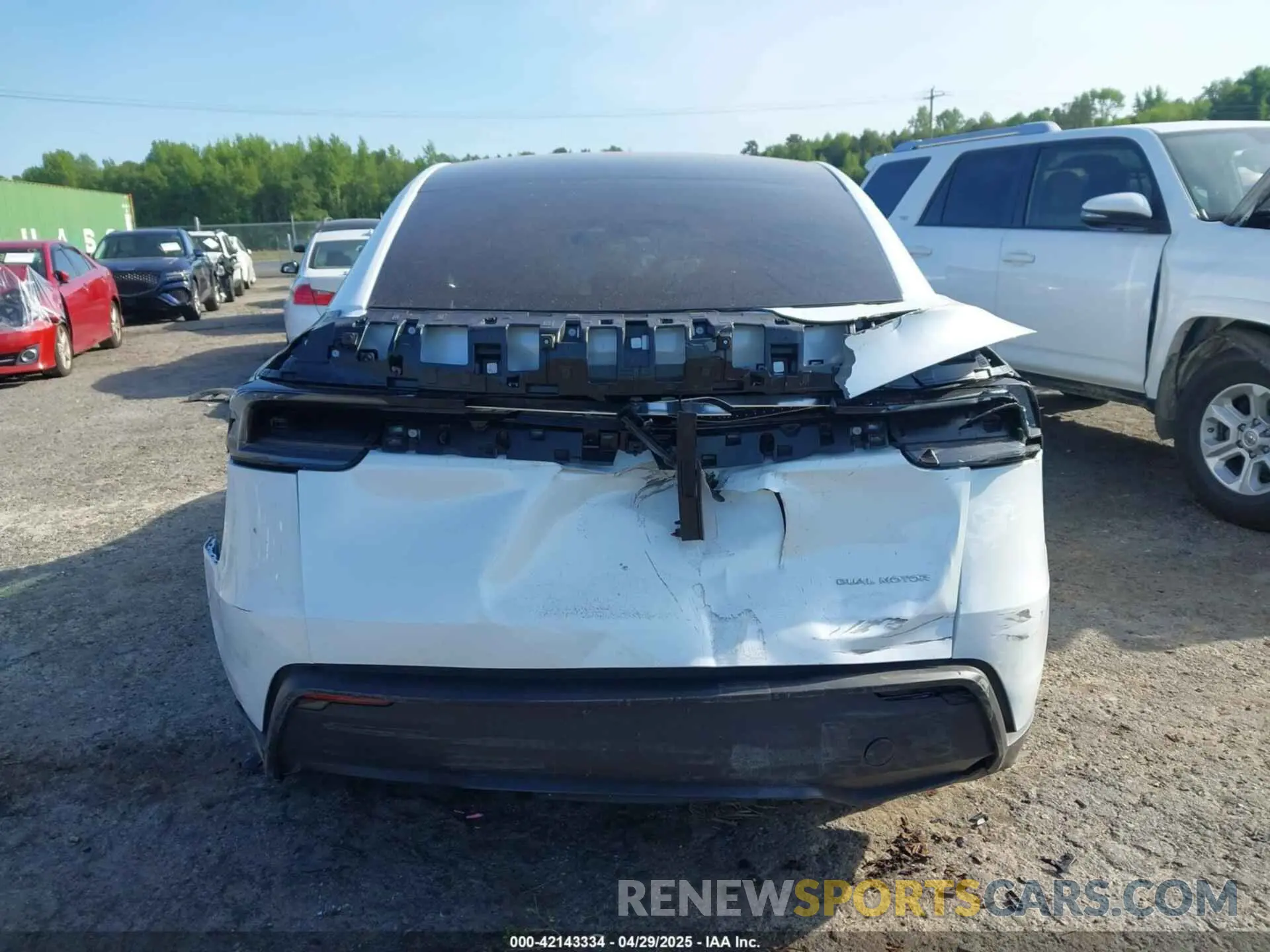 17 fotografías del automóvil dañado 7SAYGDEE3TA391421 TESLA MODEL Y 2026