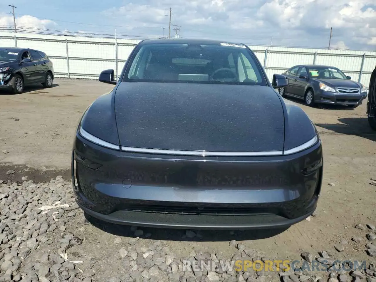 5 fotografías del automóvil dañado 7SAYGDEEXTA388578 TESLA MODEL Y 2026