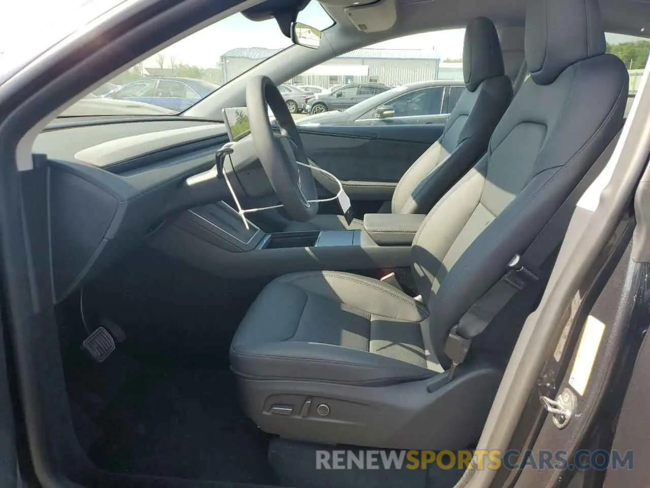 7 fotografías del automóvil dañado 7SAYGDEEXTA388578 TESLA MODEL Y 2026