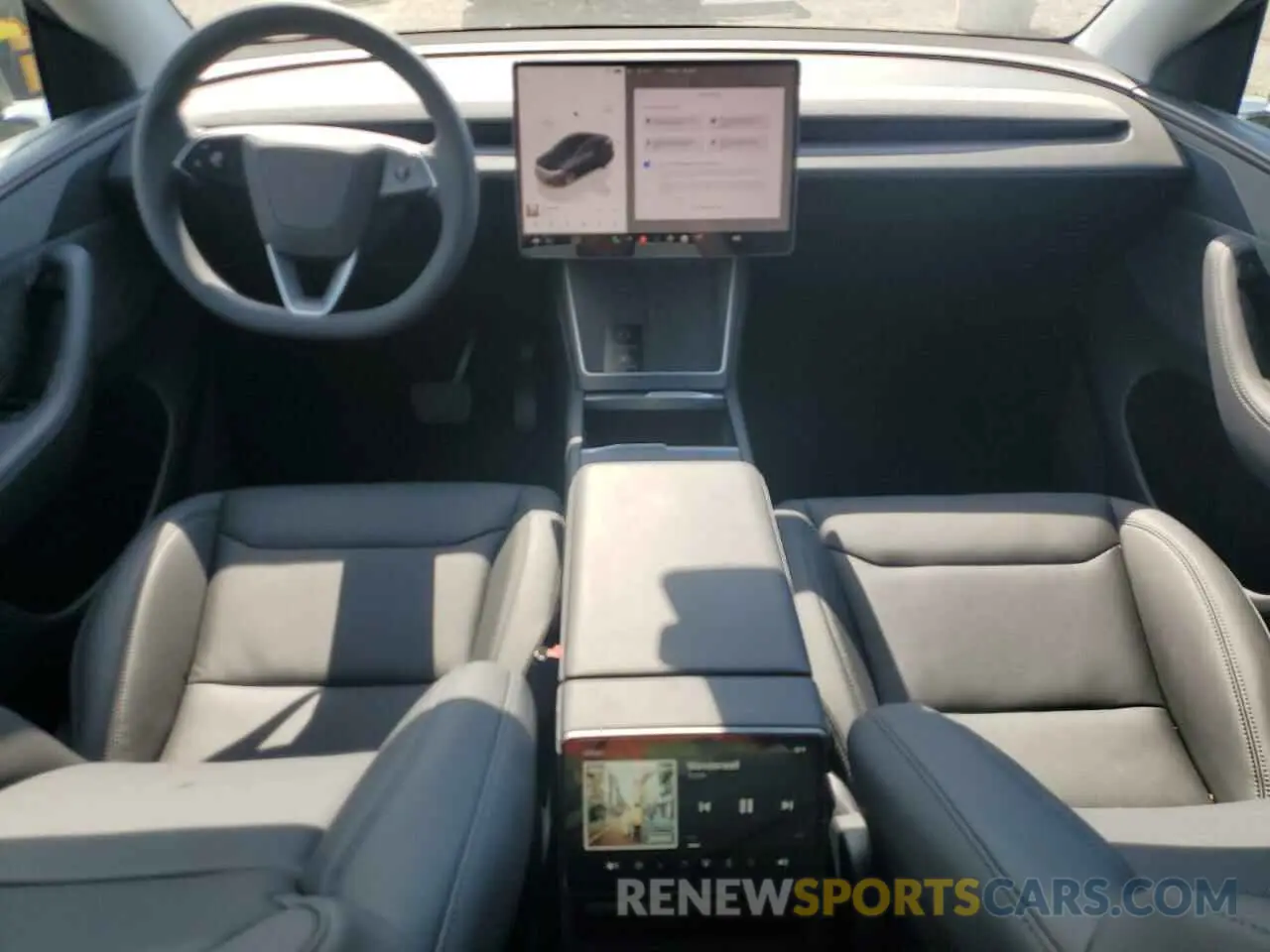 8 fotografías del automóvil dañado 7SAYGDEEXTA388578 TESLA MODEL Y 2026