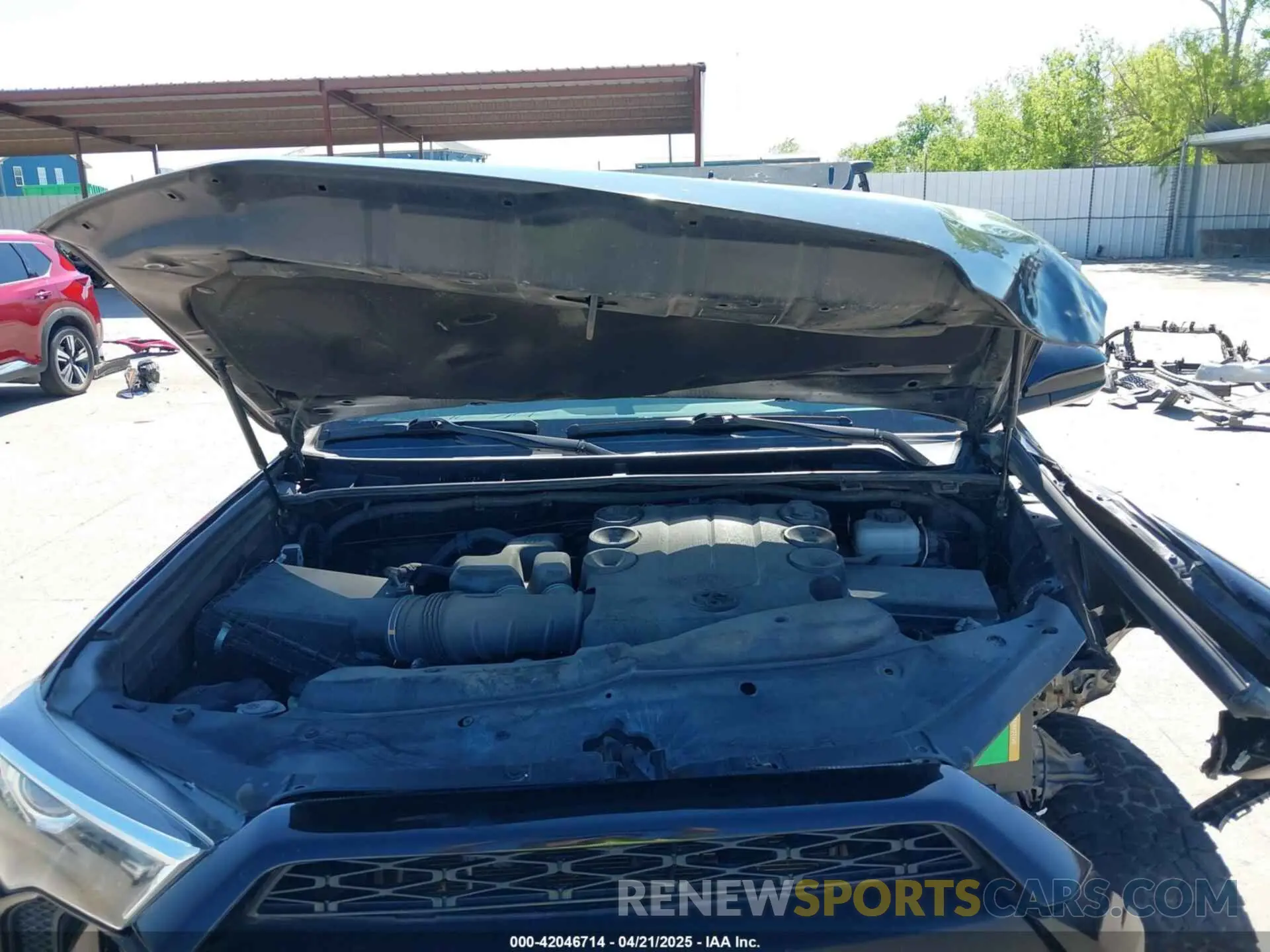 10 fotografías del automóvil dañado JTEBU5JR0K5606293 TOYOTA 4RUNNER 2019