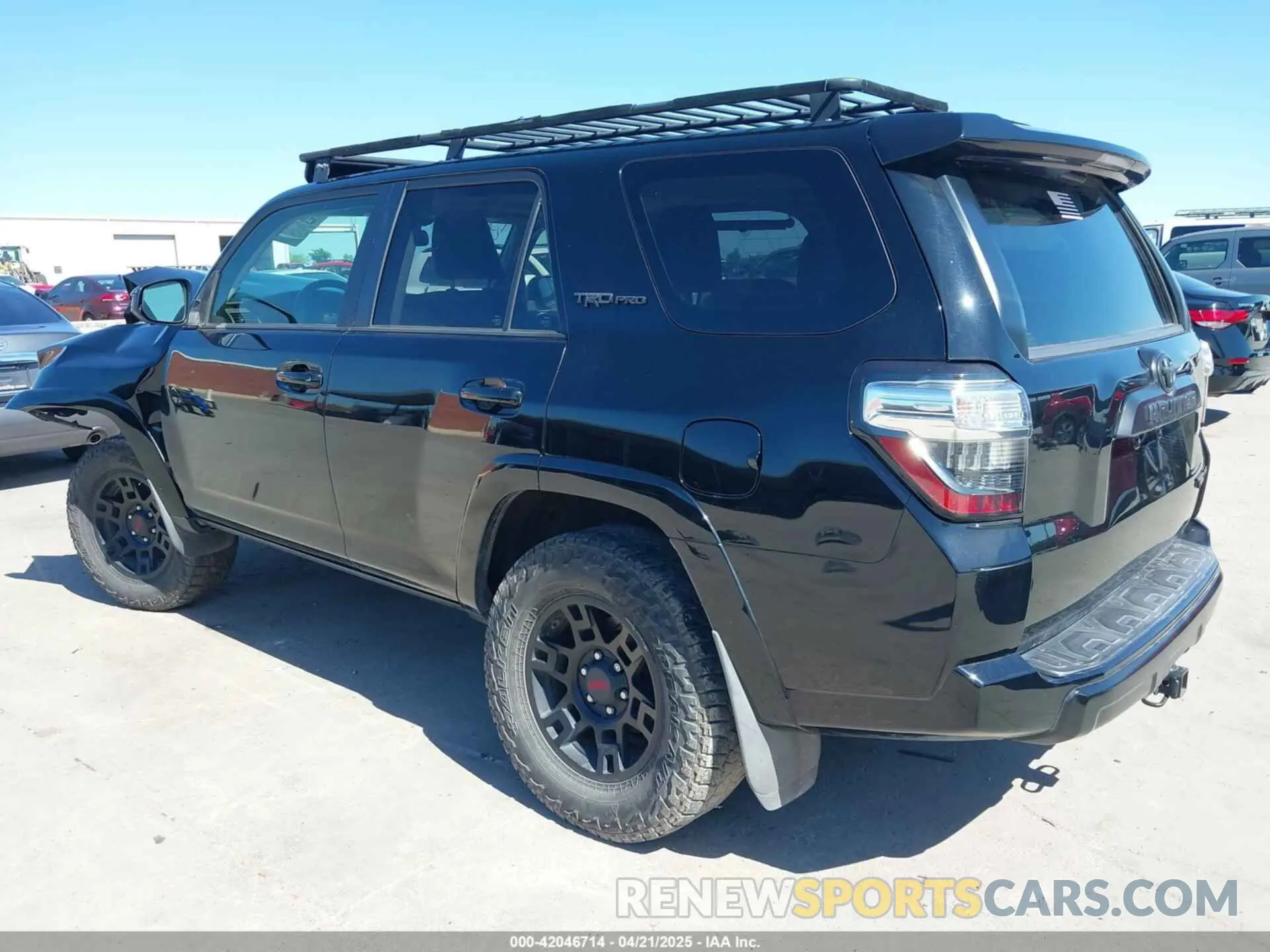 3 fotografías del automóvil dañado JTEBU5JR0K5606293 TOYOTA 4RUNNER 2019