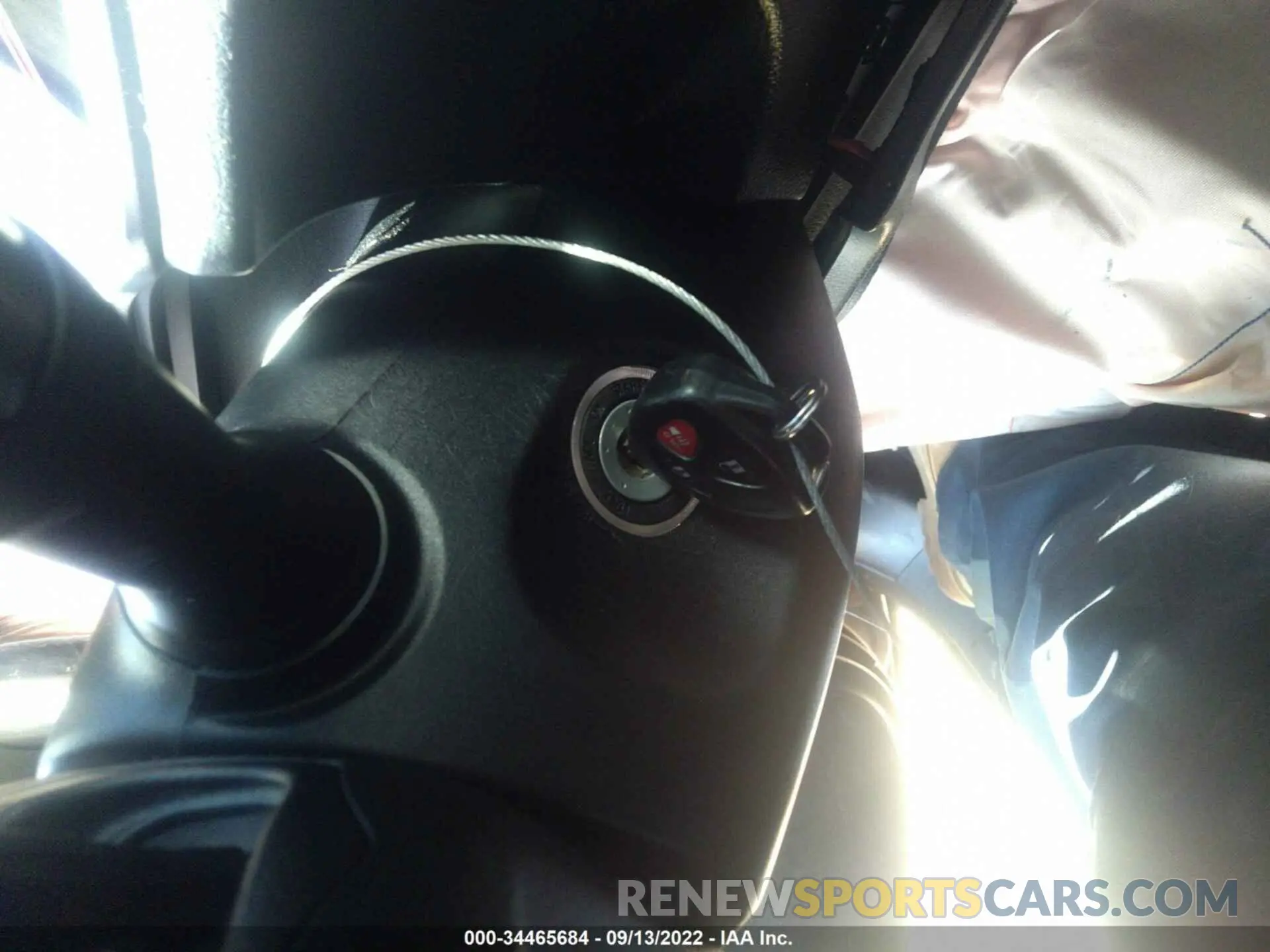 11 fotografías del automóvil dañado JTEBU5JR0K5630058 TOYOTA 4RUNNER 2019