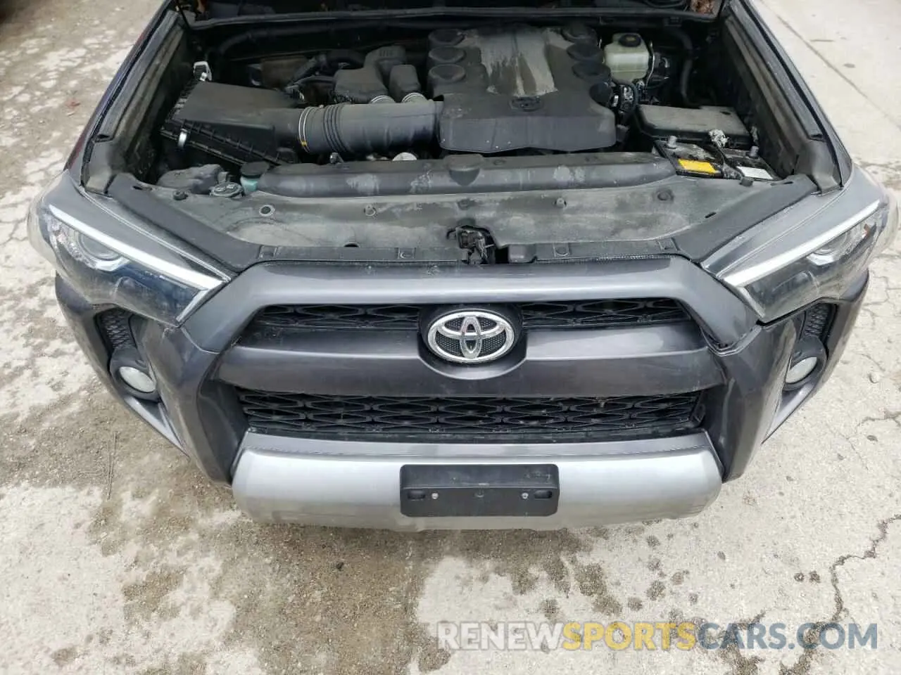 7 fotografías del automóvil dañado JTEBU5JR0K5650181 TOYOTA 4RUNNER 2019