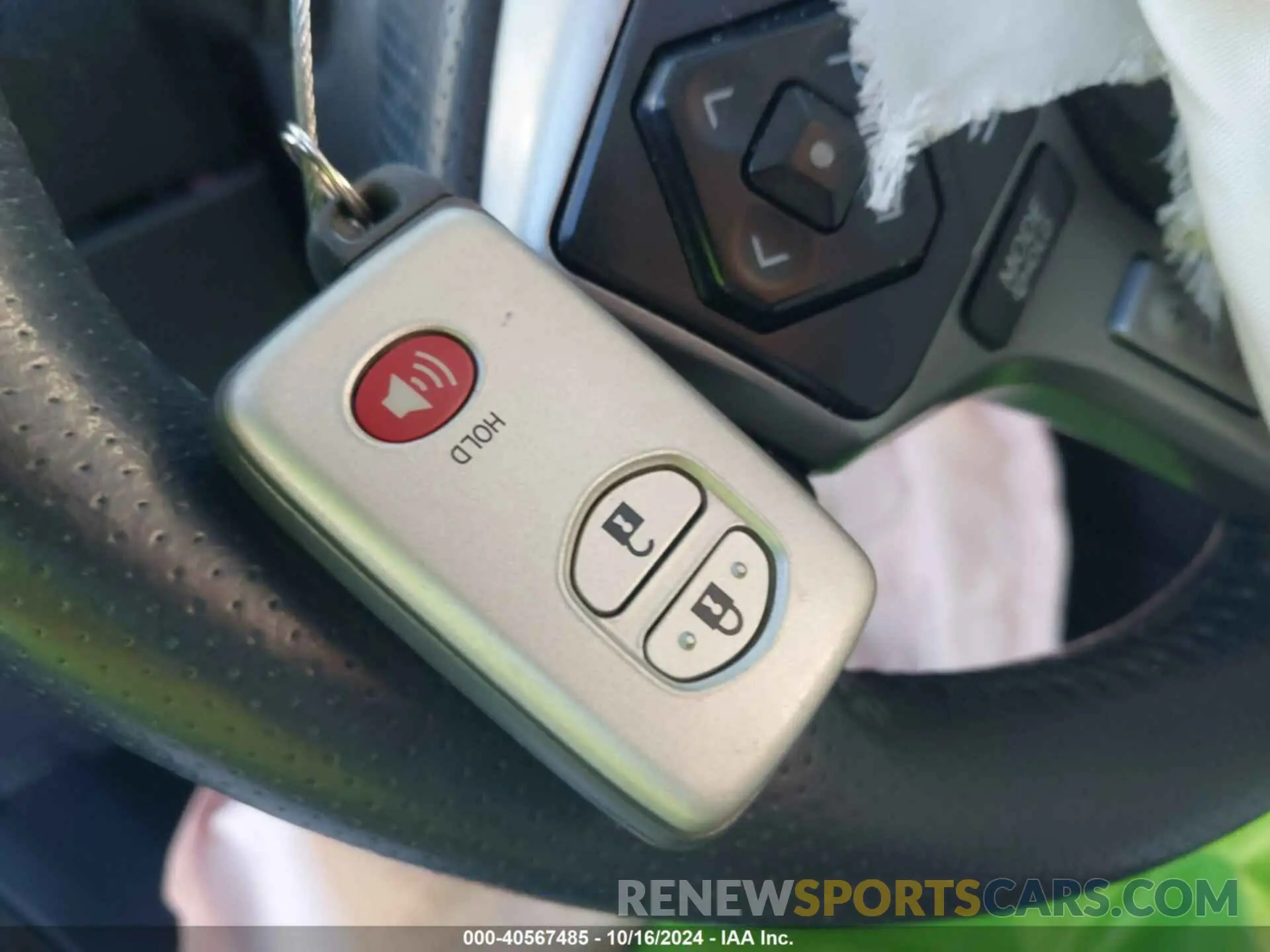 11 fotografías del automóvil dañado JTEBU5JR0K5653470 TOYOTA 4RUNNER 2019