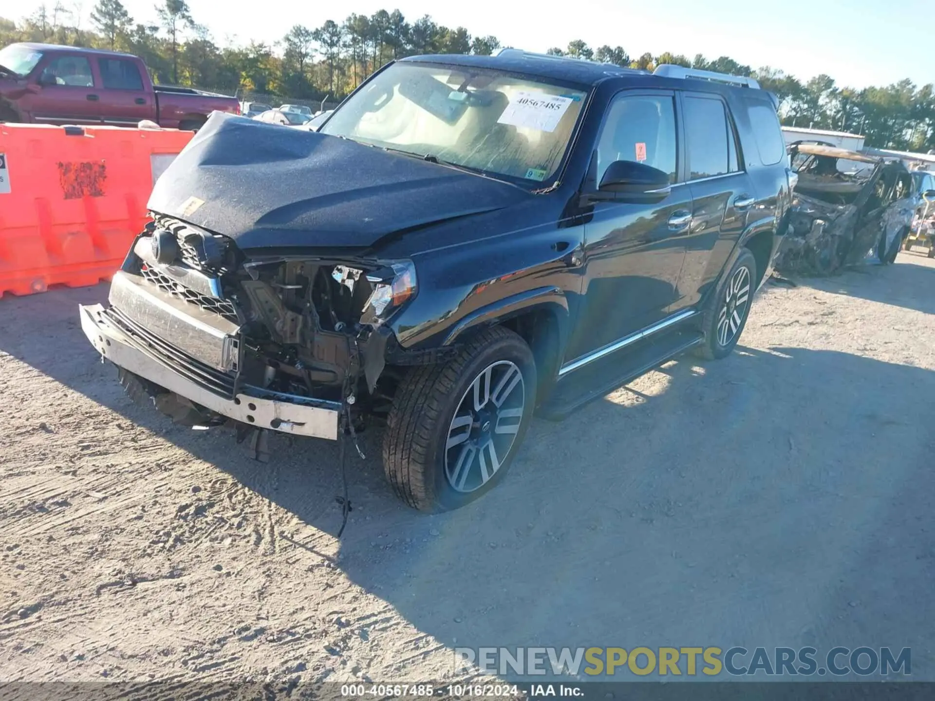 2 fotografías del automóvil dañado JTEBU5JR0K5653470 TOYOTA 4RUNNER 2019