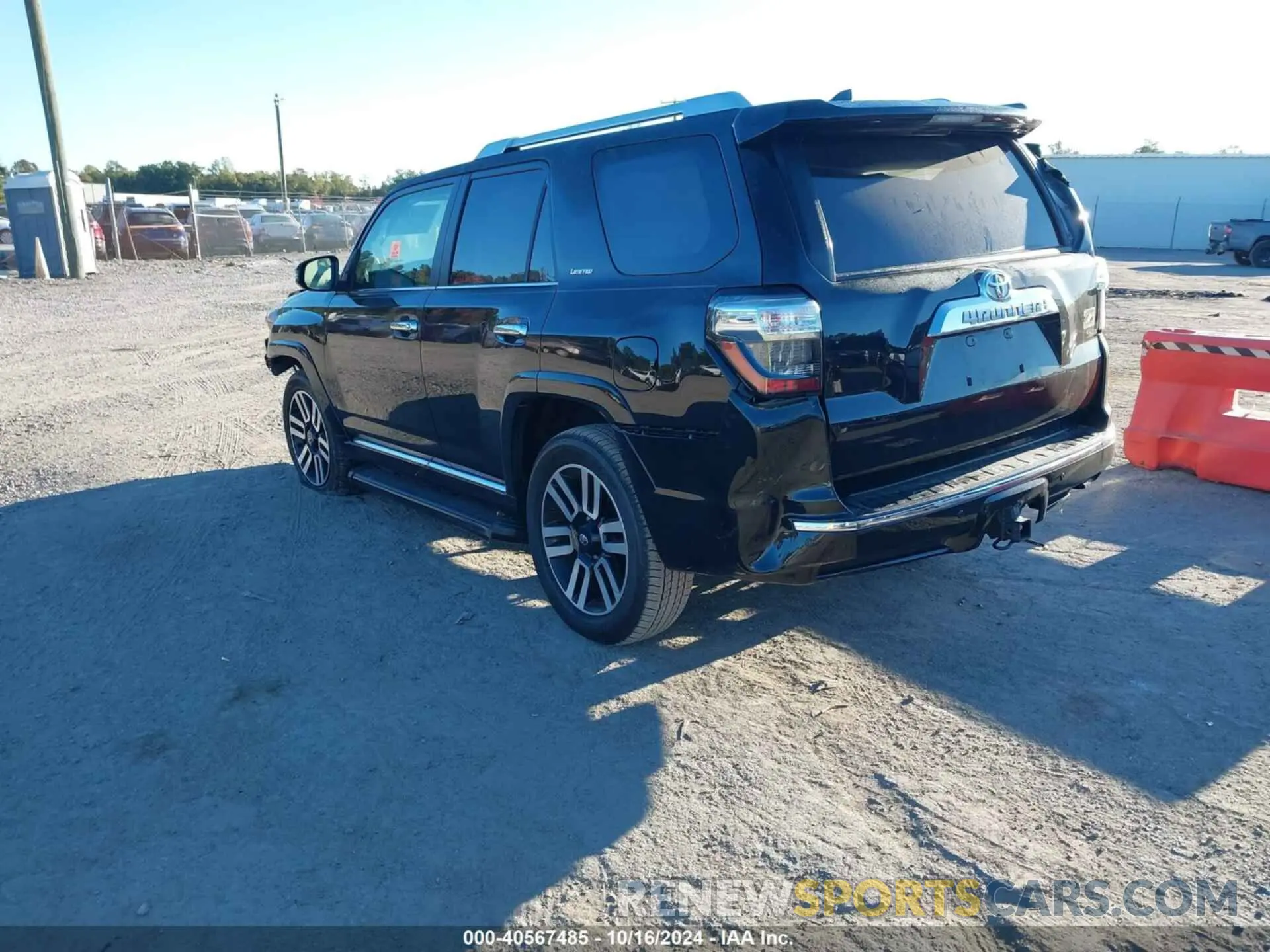 3 fotografías del automóvil dañado JTEBU5JR0K5653470 TOYOTA 4RUNNER 2019