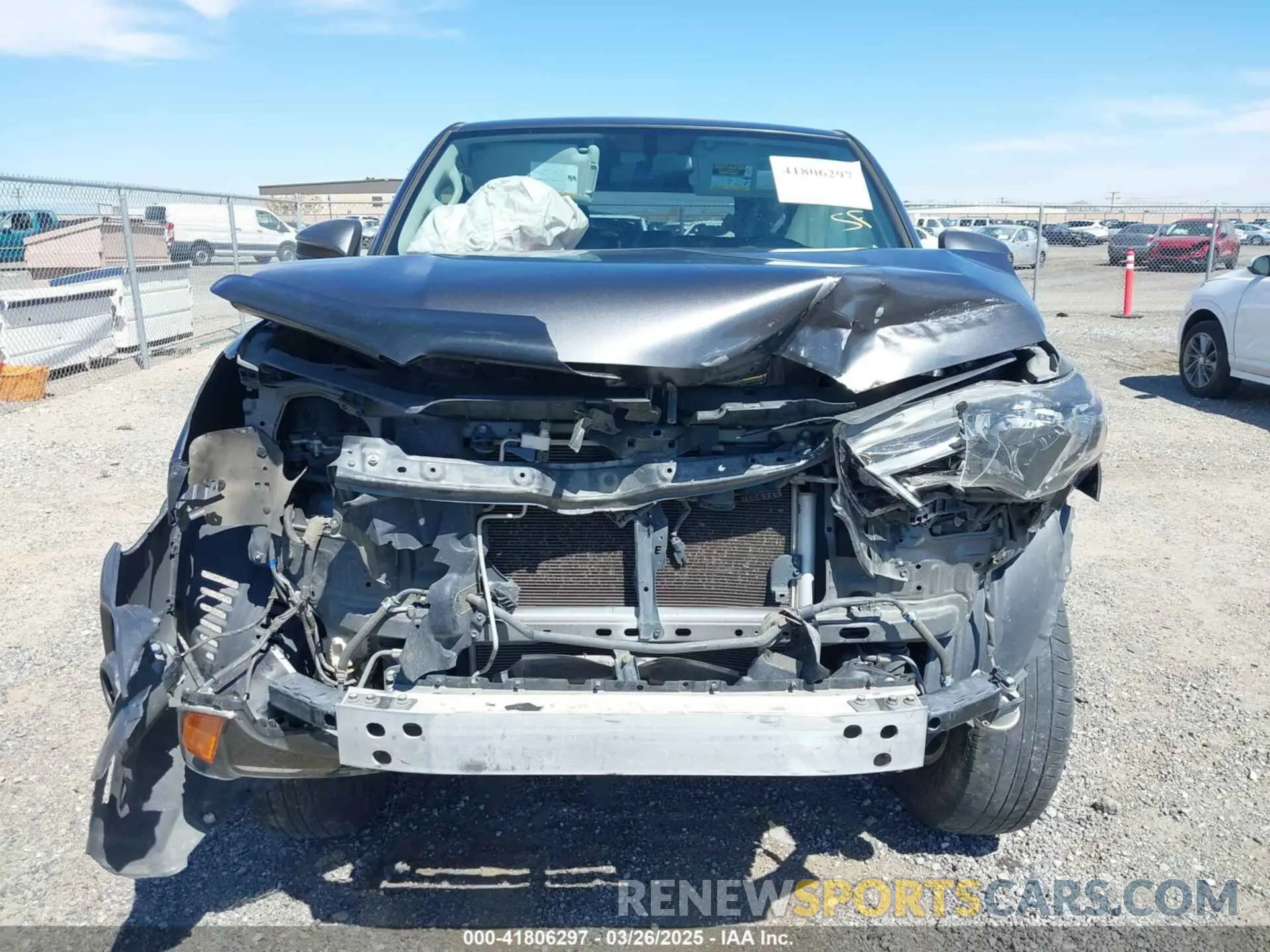 12 fotografías del automóvil dañado JTEBU5JR0K5655526 TOYOTA 4RUNNER 2019