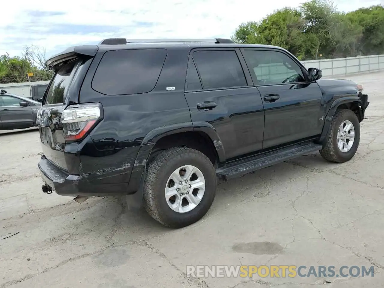 3 fotografías del automóvil dañado JTEBU5JR0K5659592 TOYOTA 4RUNNER 2019
