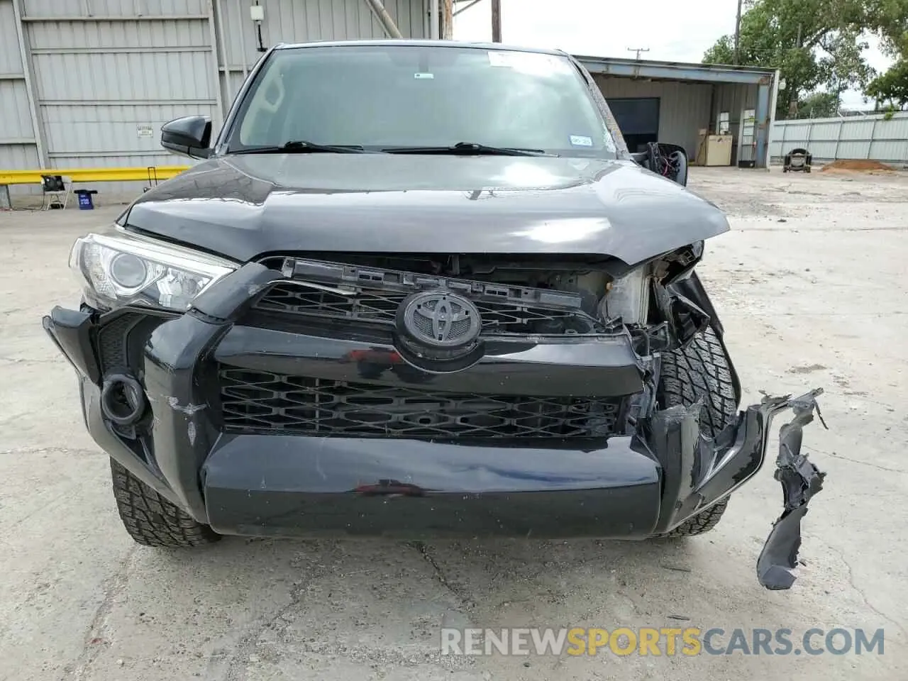 5 fotografías del automóvil dañado JTEBU5JR0K5659592 TOYOTA 4RUNNER 2019