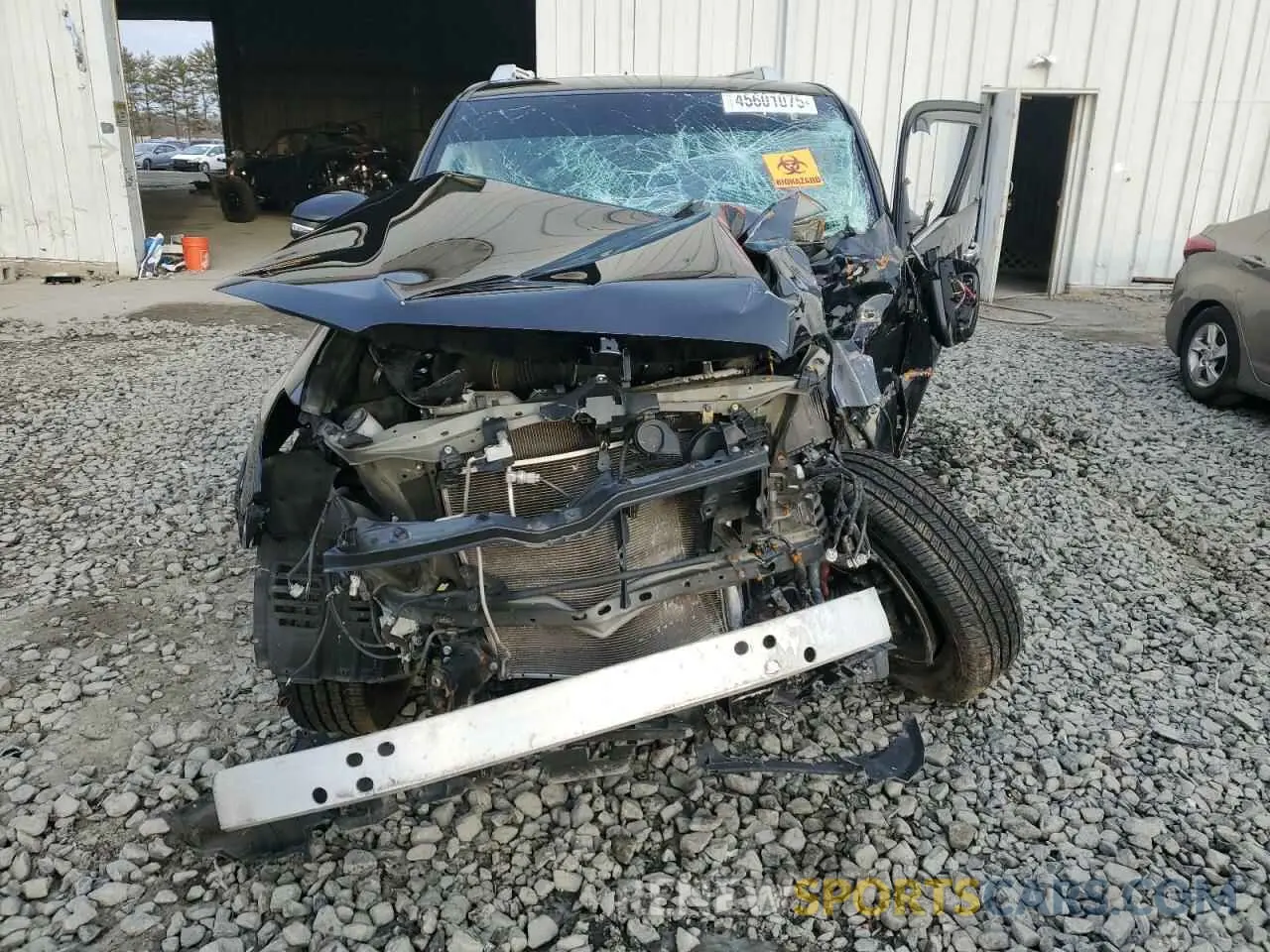 5 fotografías del automóvil dañado JTEBU5JR0K5686341 TOYOTA 4RUNNER 2019