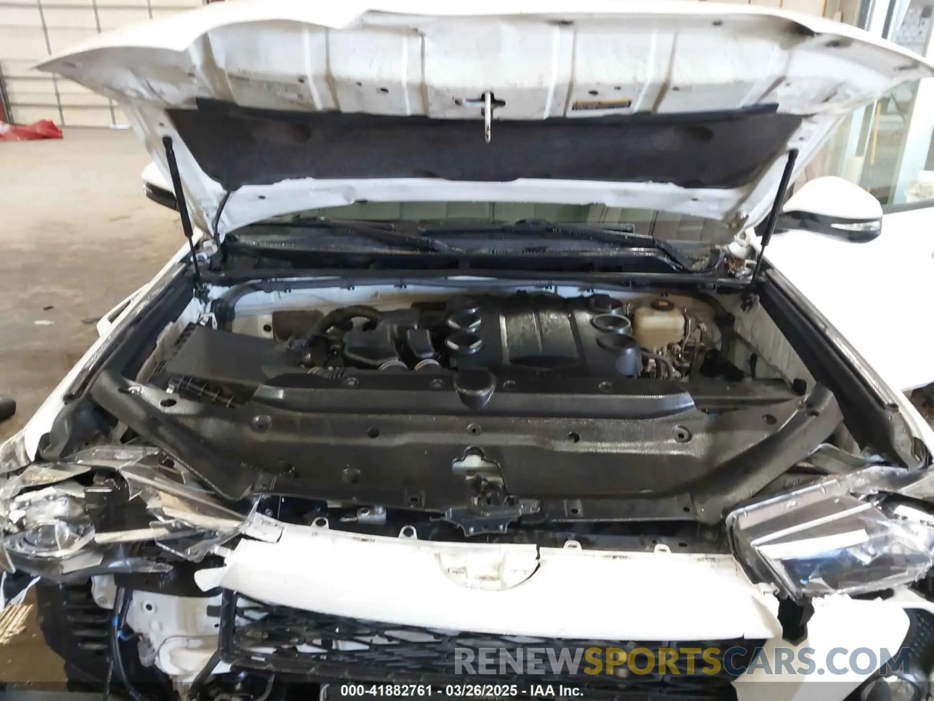 10 fotografías del automóvil dañado JTEBU5JR0K5693273 TOYOTA 4RUNNER 2019