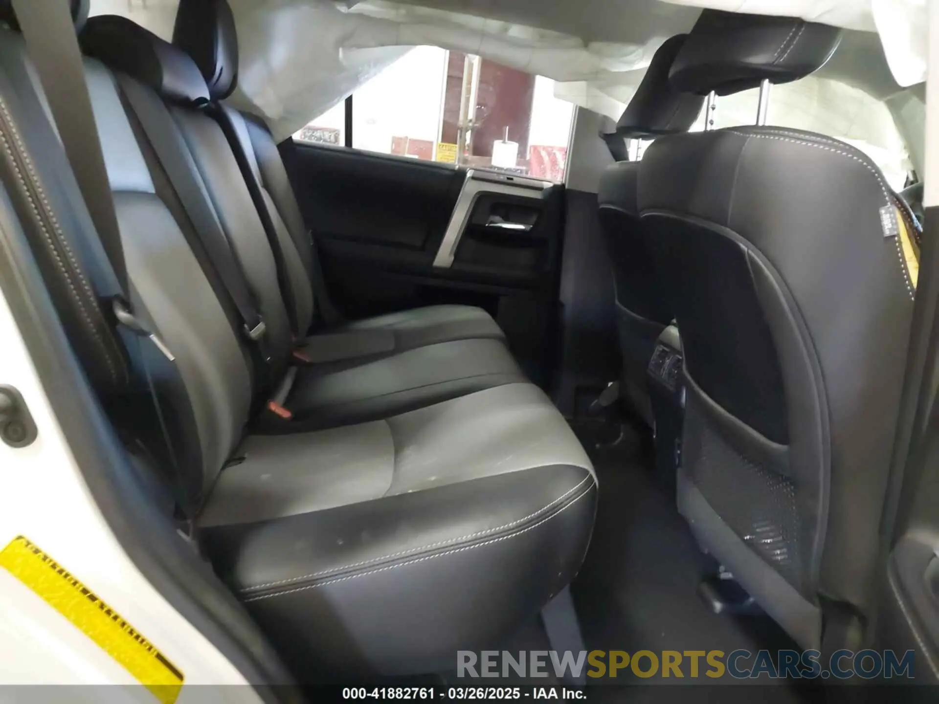 8 fotografías del automóvil dañado JTEBU5JR0K5693273 TOYOTA 4RUNNER 2019