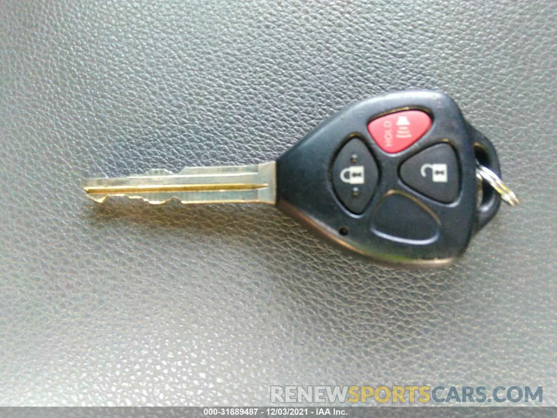 11 fotografías del automóvil dañado JTEBU5JR0K5710668 TOYOTA 4RUNNER 2019