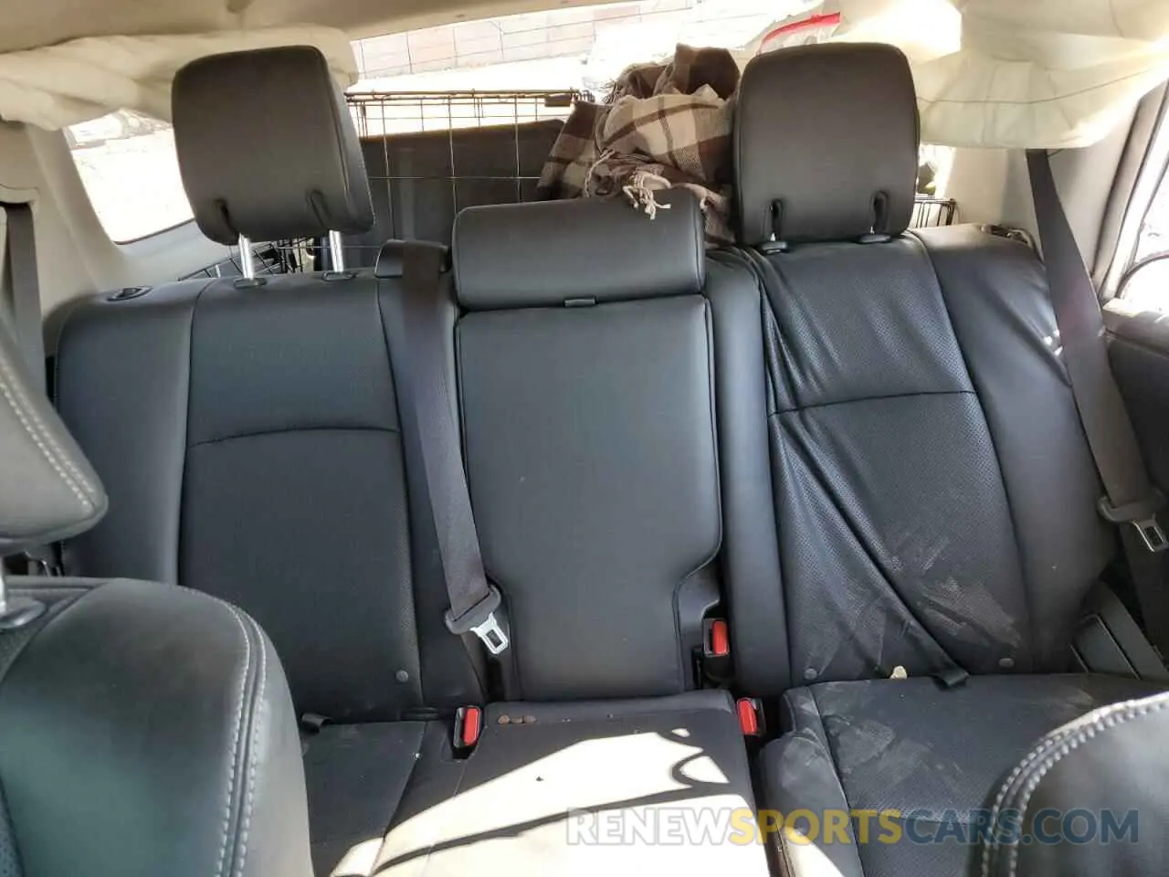 10 fotografías del automóvil dañado JTEBU5JR0K5732413 TOYOTA 4RUNNER 2019