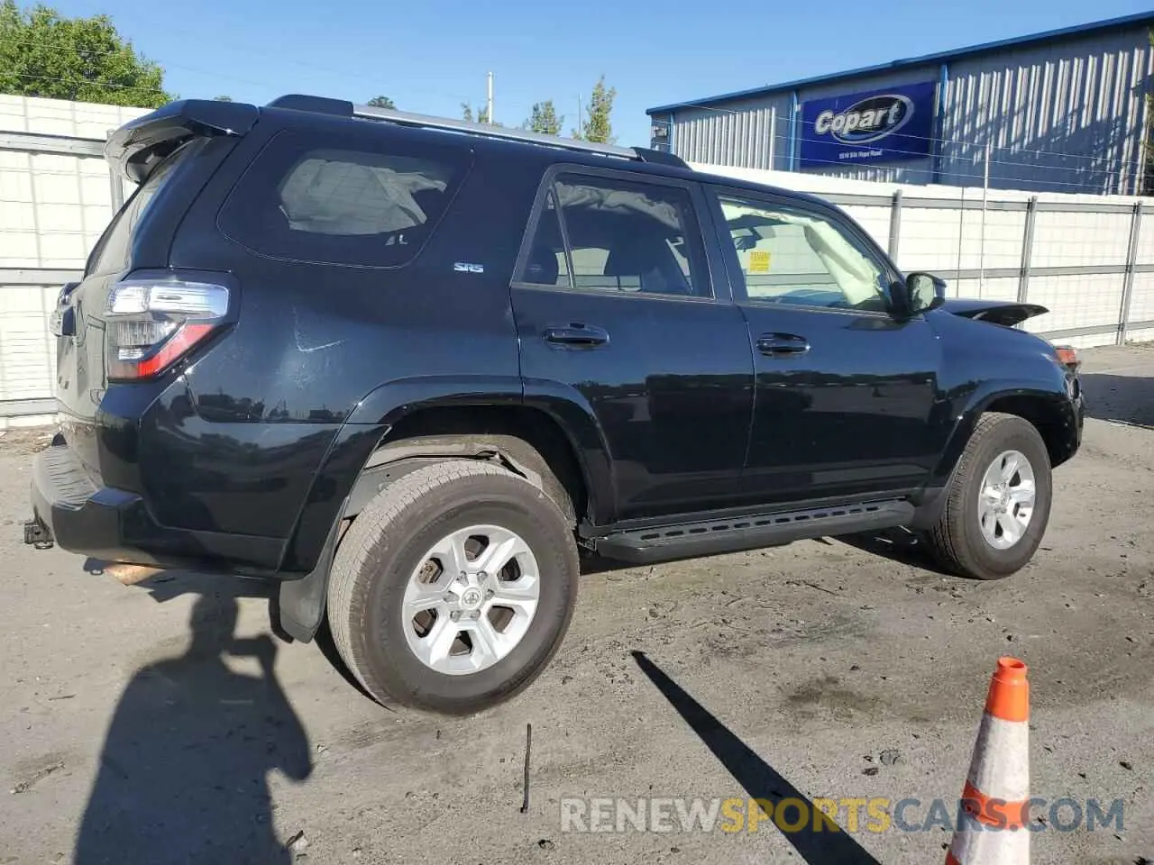 3 fotografías del automóvil dañado JTEBU5JR1K5615178 TOYOTA 4RUNNER 2019