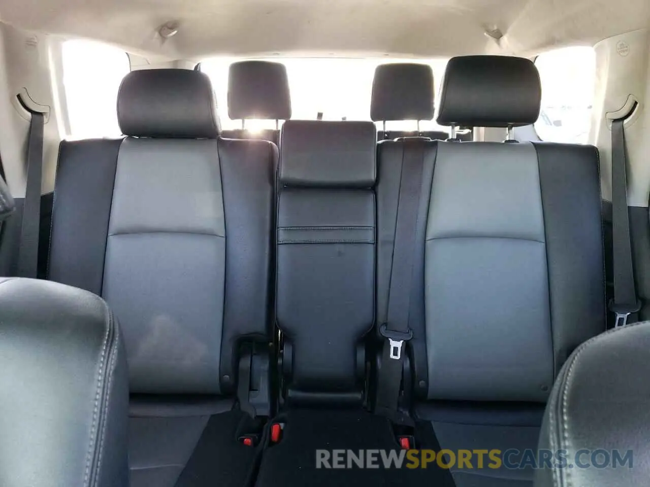 10 fotografías del automóvil dañado JTEBU5JR1K5616458 TOYOTA 4RUNNER 2019