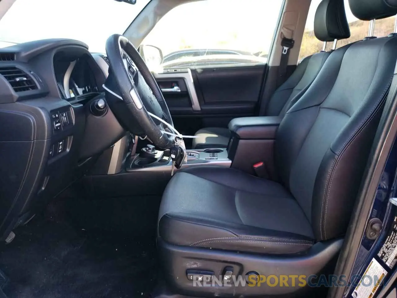 7 fotografías del automóvil dañado JTEBU5JR1K5616458 TOYOTA 4RUNNER 2019