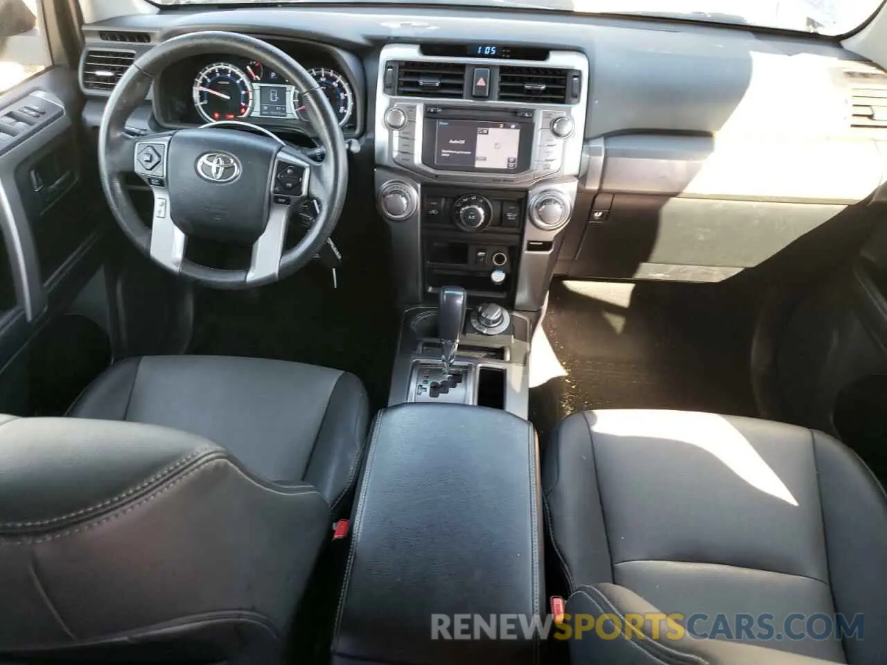 8 fotografías del automóvil dañado JTEBU5JR1K5616458 TOYOTA 4RUNNER 2019