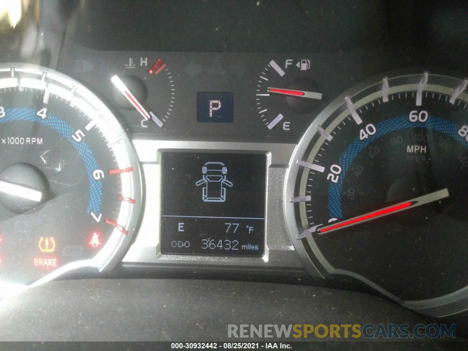 7 fotografías del automóvil dañado JTEBU5JR1K5632742 TOYOTA 4RUNNER 2019