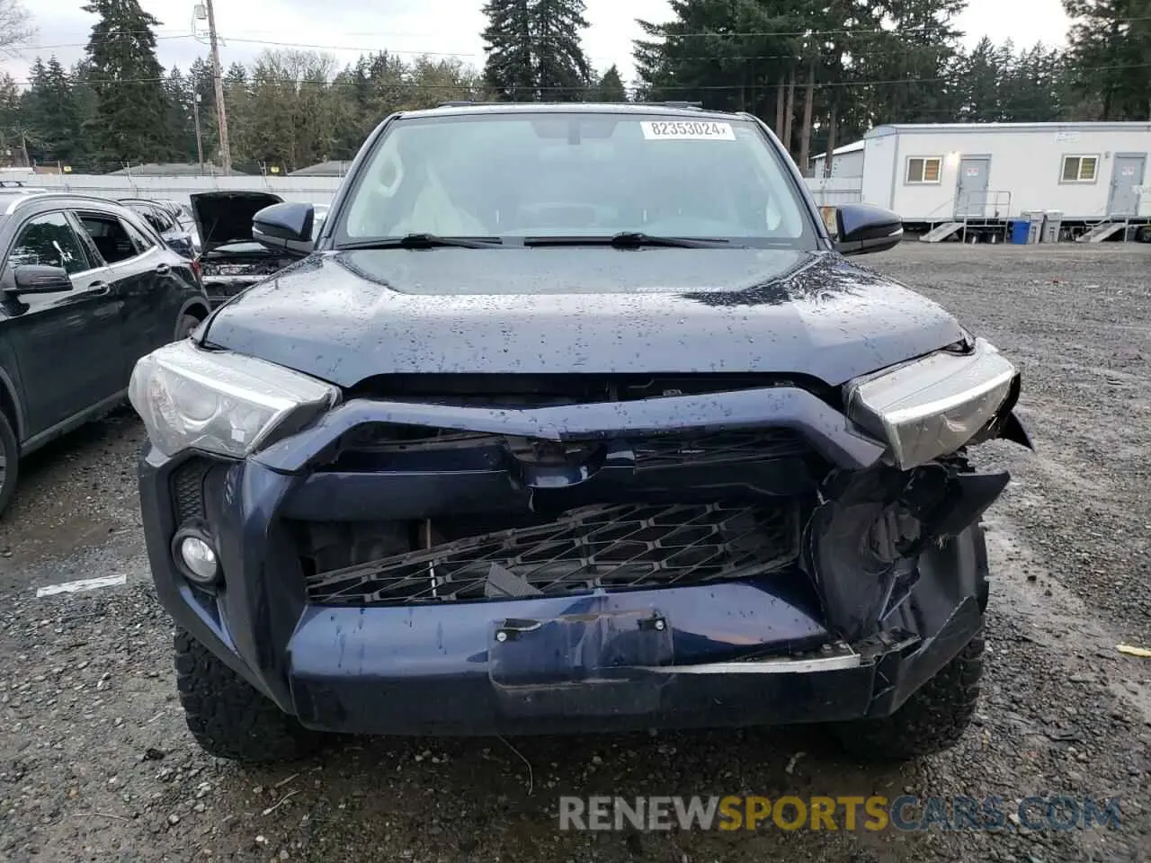 5 fotografías del automóvil dañado JTEBU5JR1K5682475 TOYOTA 4RUNNER 2019