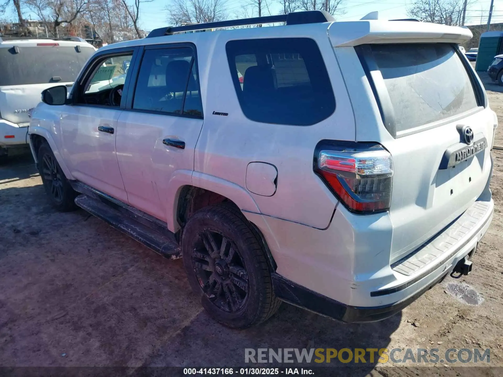 3 fotografías del automóvil dañado JTEBU5JR1K5684596 TOYOTA 4RUNNER 2019