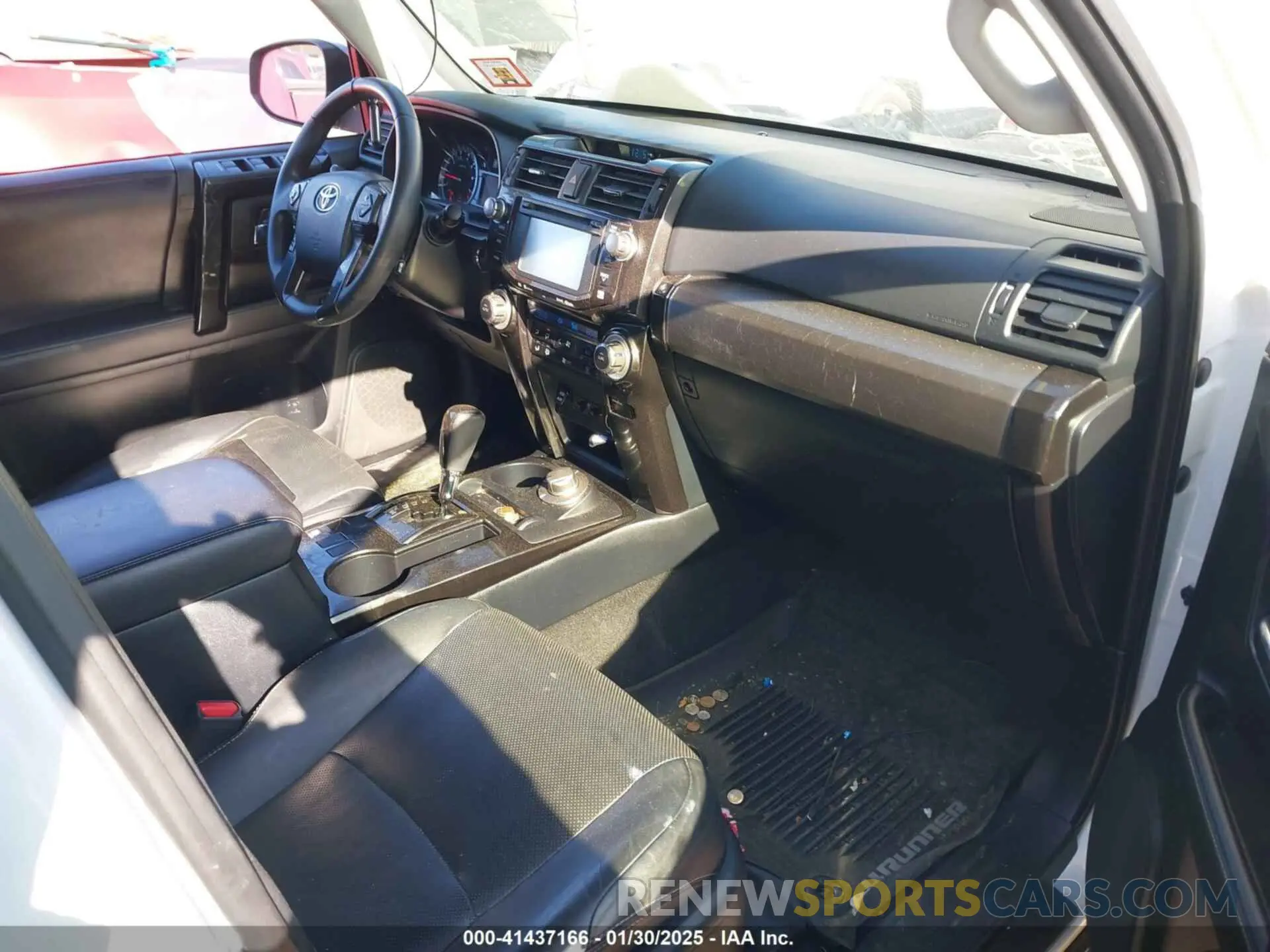 5 fotografías del automóvil dañado JTEBU5JR1K5684596 TOYOTA 4RUNNER 2019